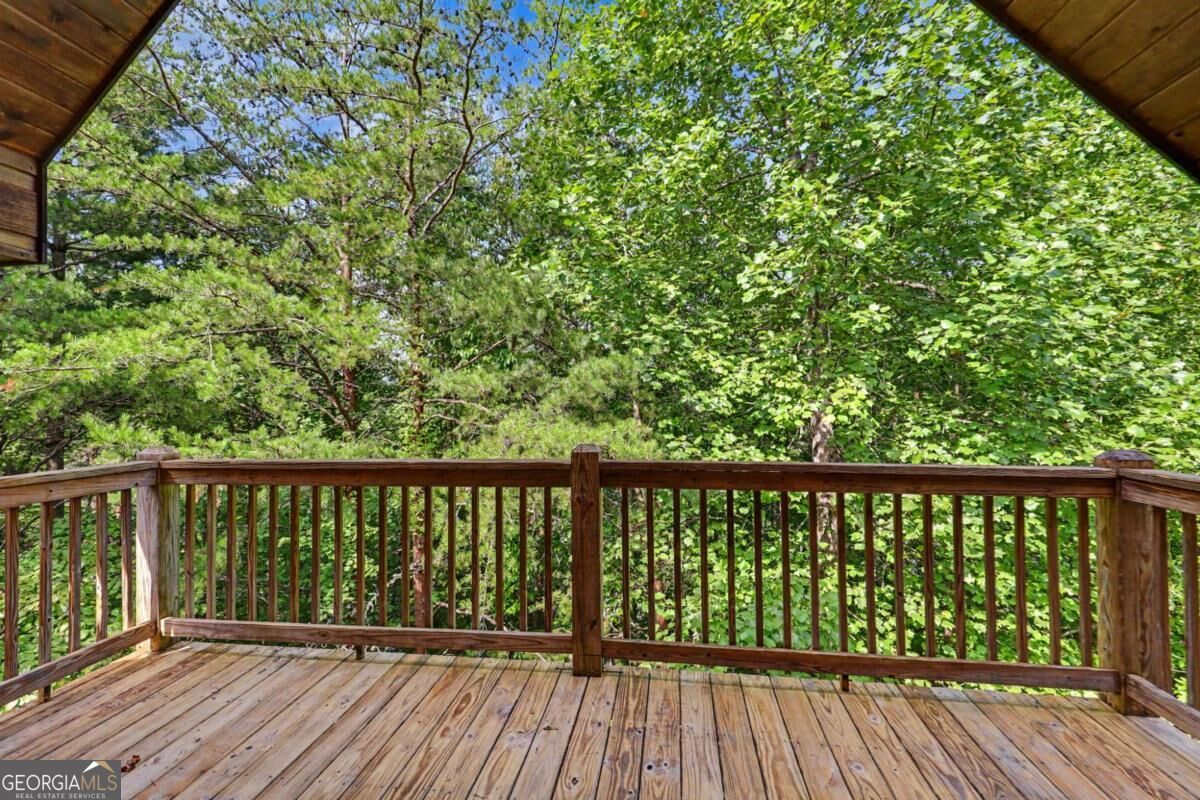 482 High Street Property Photo 22