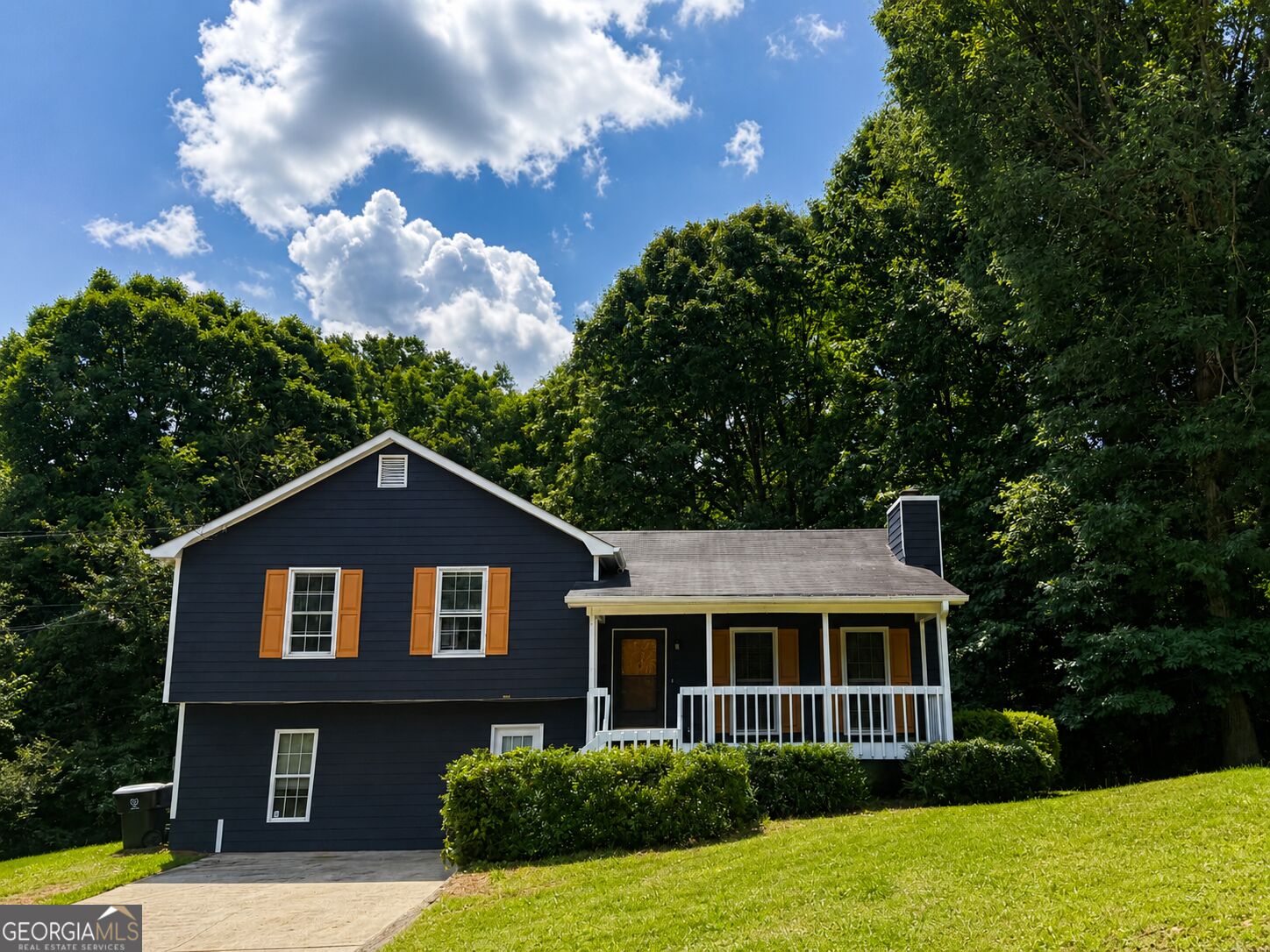 176 Deerfield Drive Property Photo 1