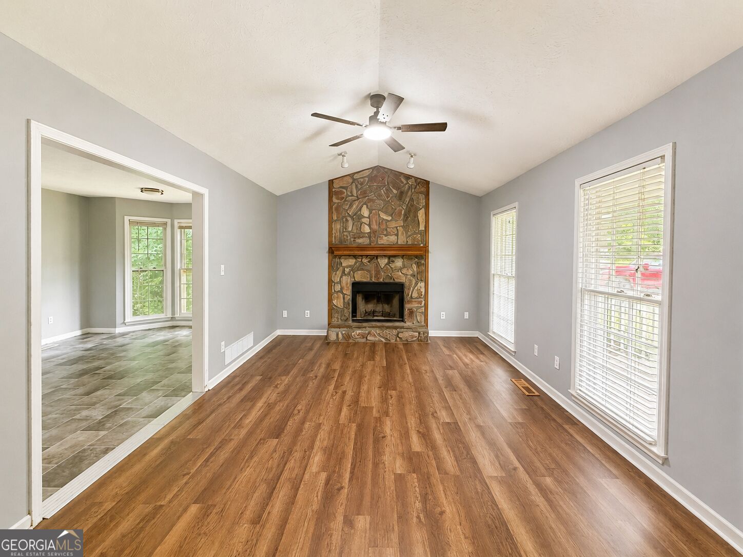 176 Deerfield Drive Property Photo 3