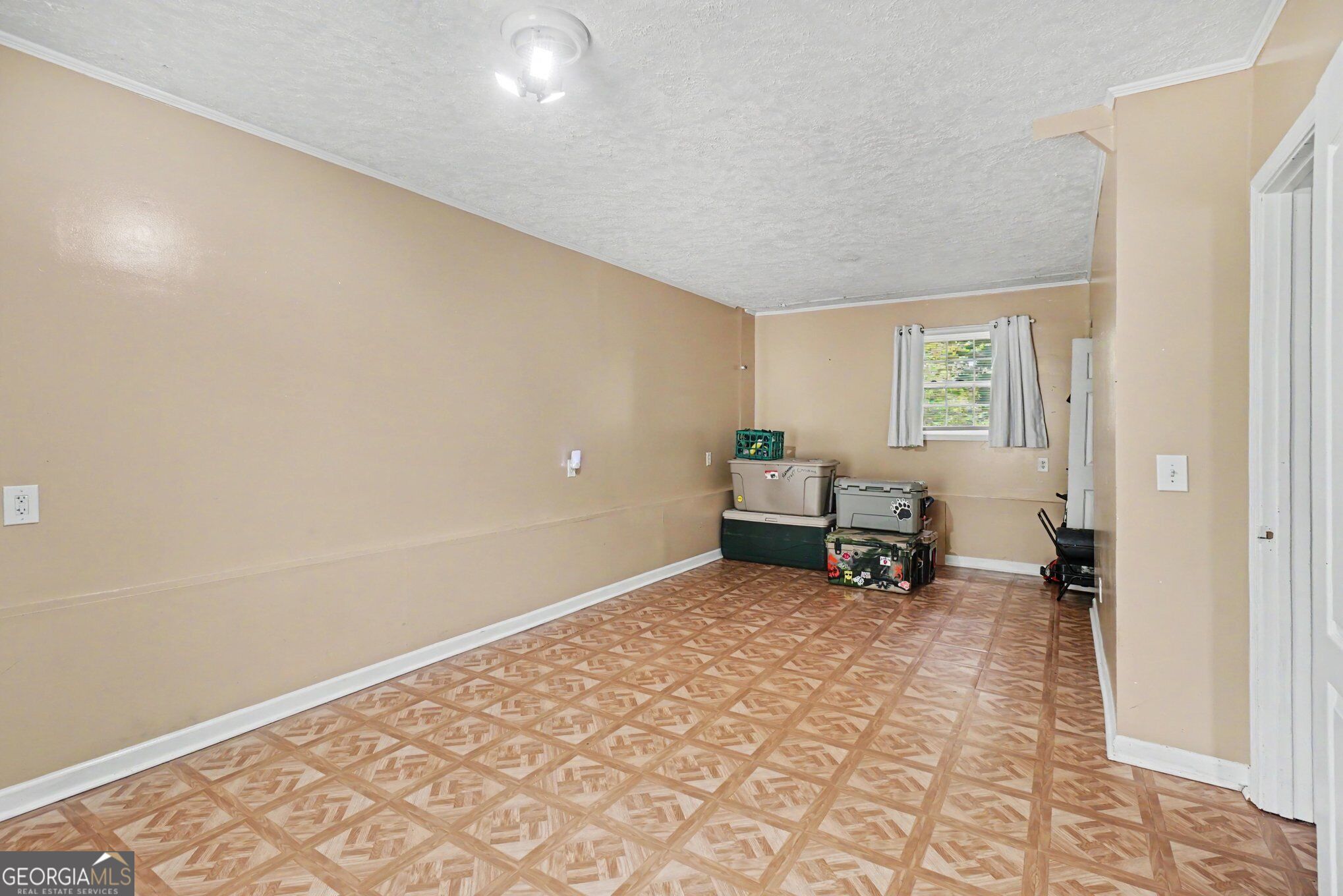 176 Deerfield Drive Property Photo 14