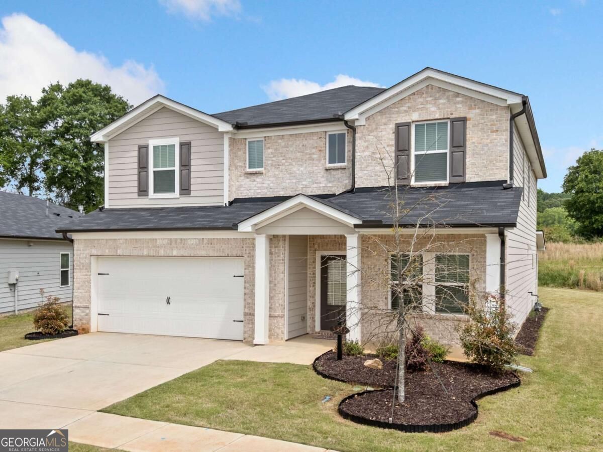 5911 Green Ash Court Property Photo 2
