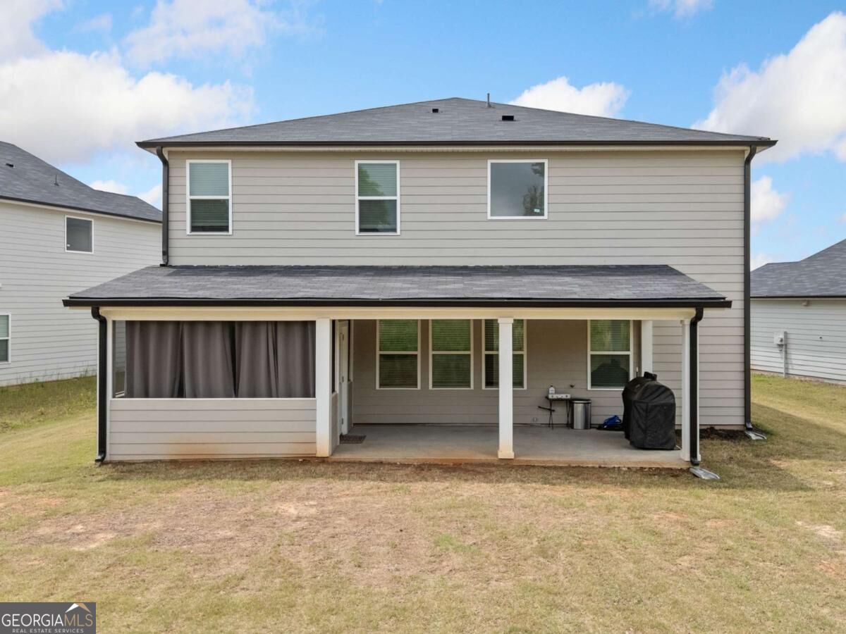 5911 Green Ash Court Property Photo 3