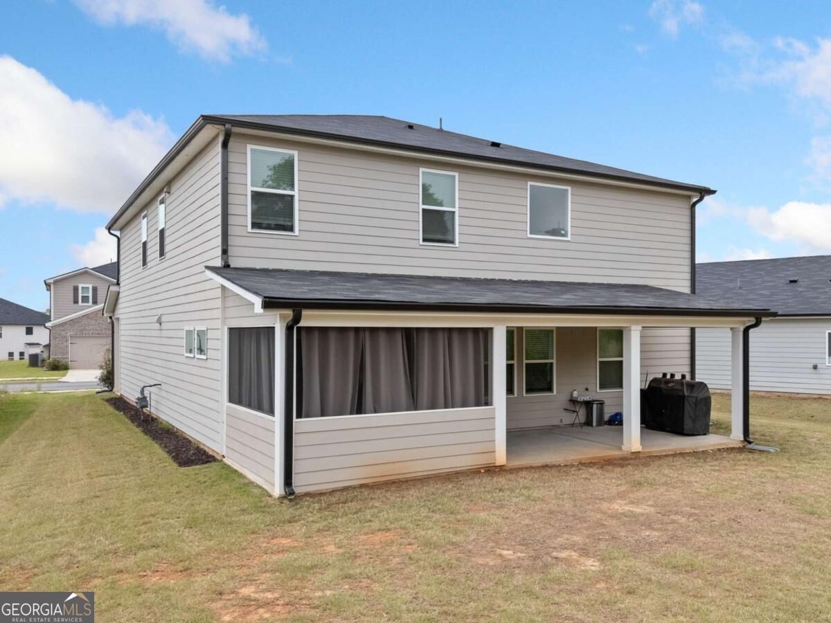 5911 Green Ash Court Property Photo 5