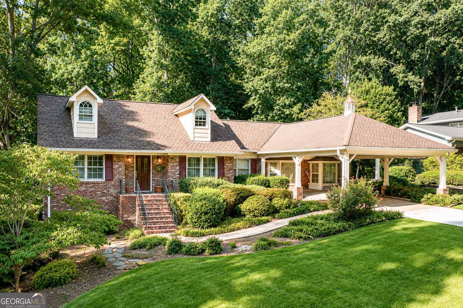 1830 Tara Circle Property Photo 1
