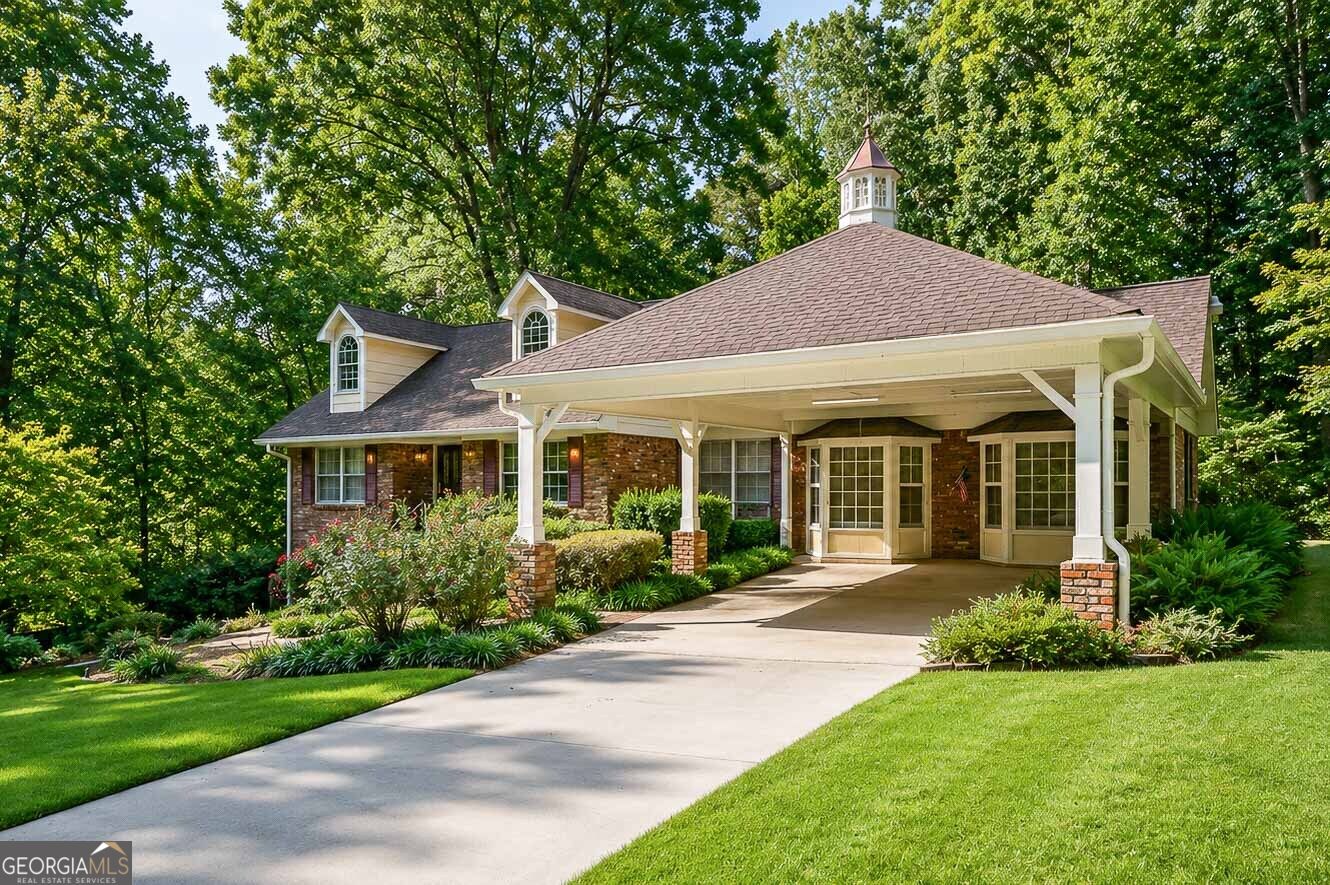1830 Tara Circle Property Photo 2