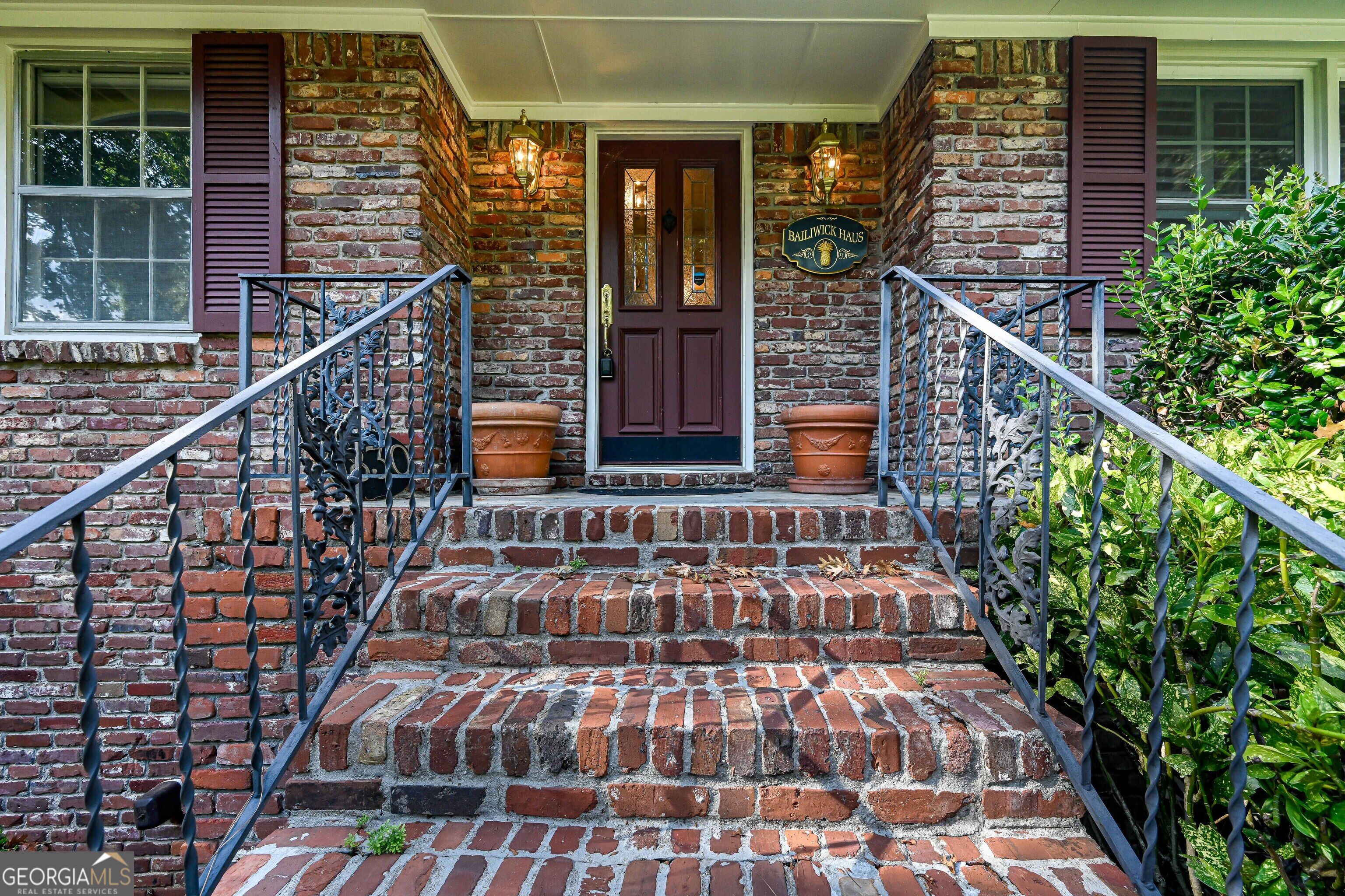 1830 Tara Circle Property Photo 4