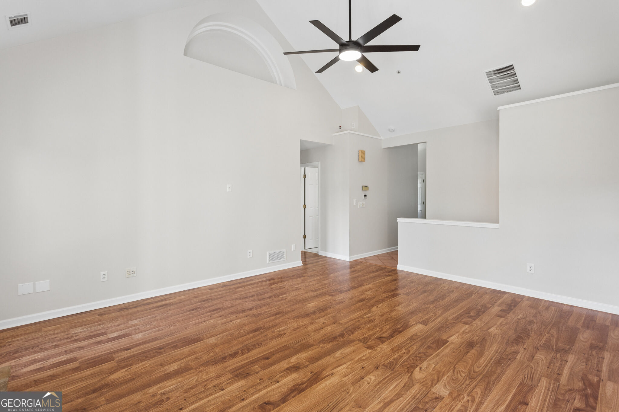 1433 Rosewood Creek Drive Property Photo 8