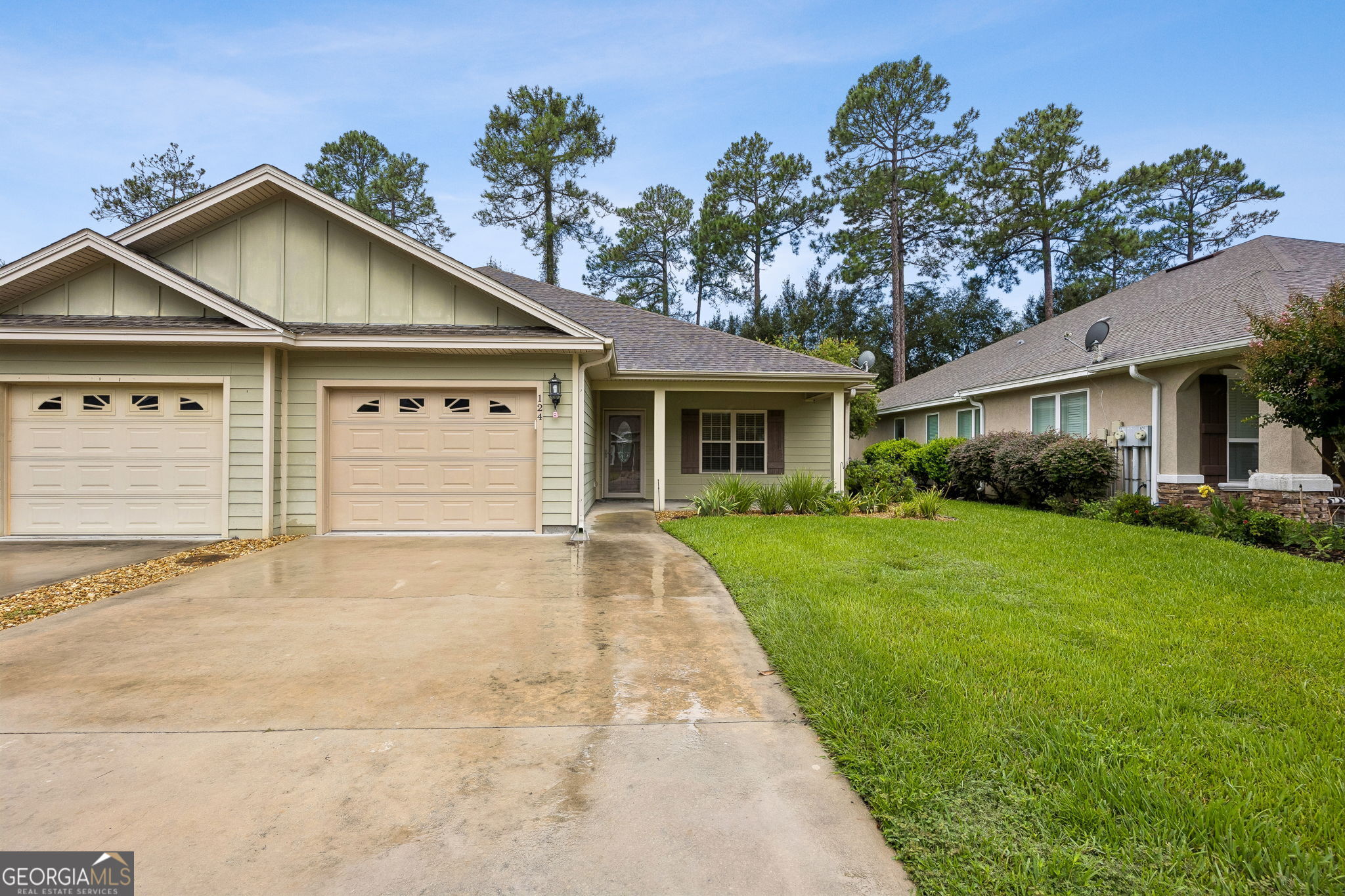 124 Brookshire Court Property Photo 1