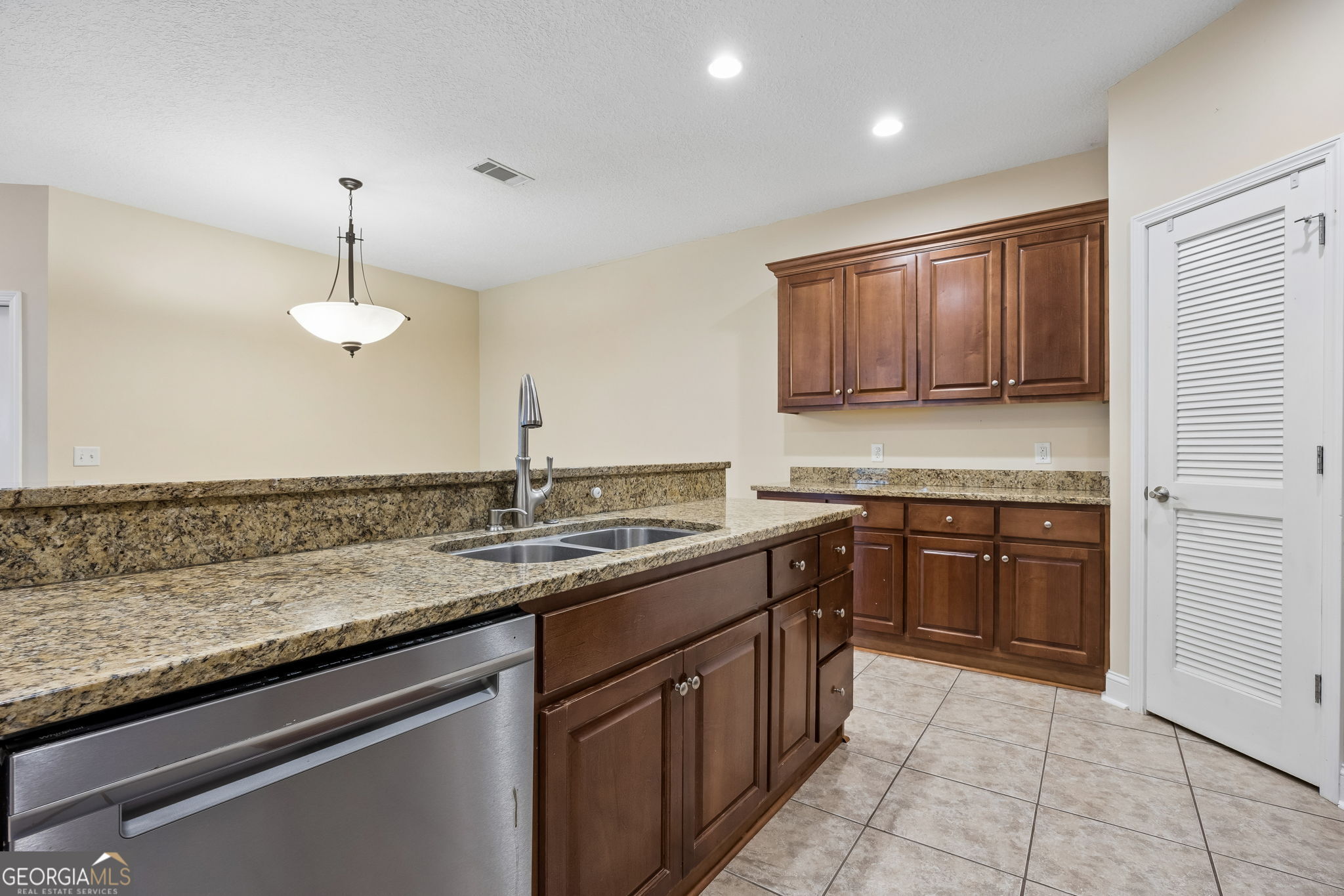 124 Brookshire Court Property Photo 14