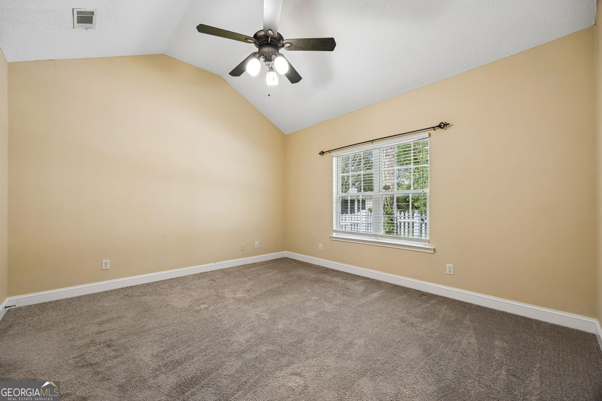 124 Brookshire Court Property Photo 17