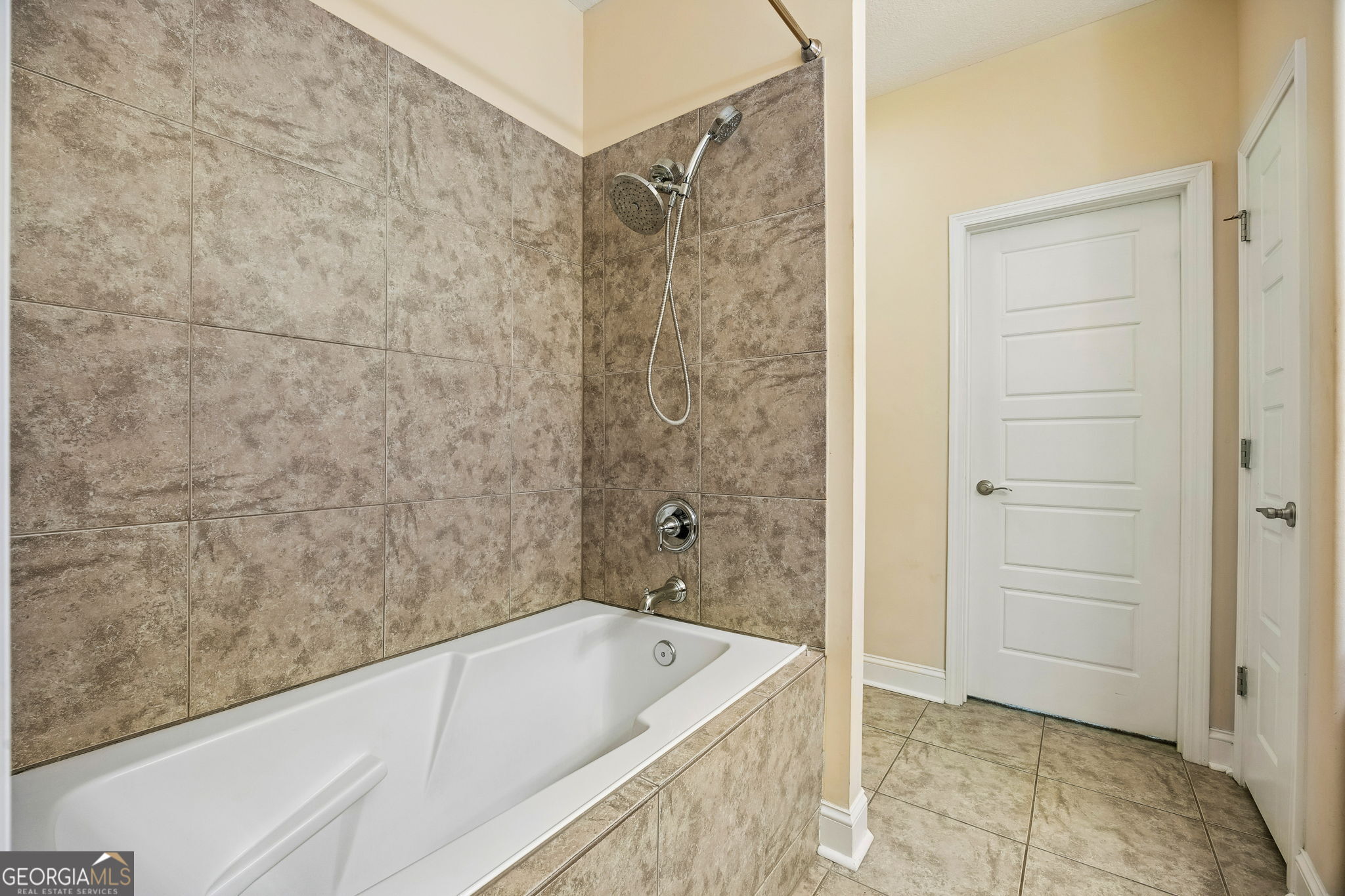 124 Brookshire Court Property Photo 20