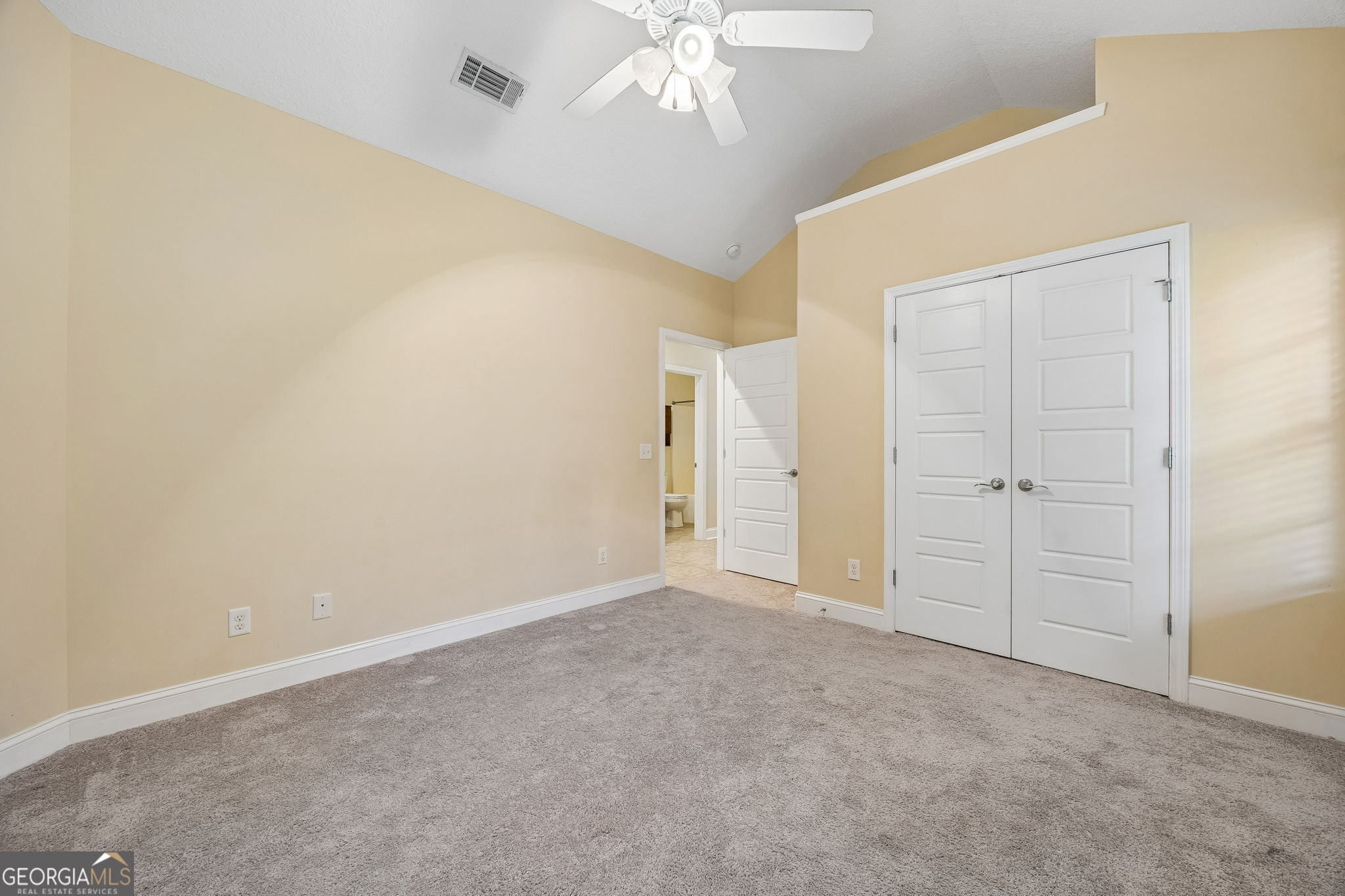 124 Brookshire Court Property Photo 23