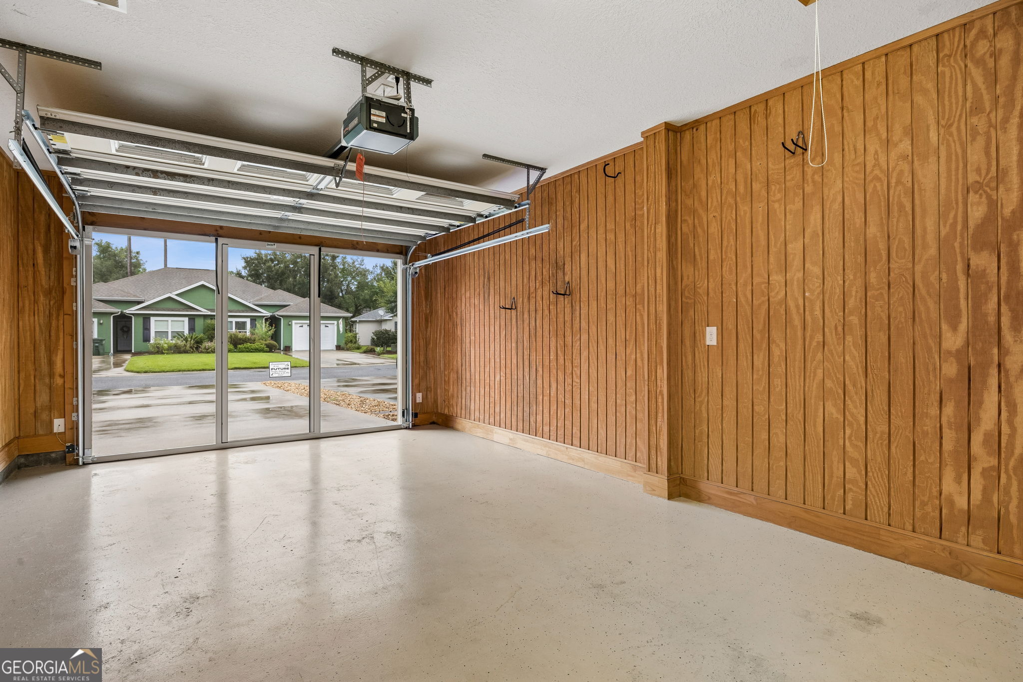 124 Brookshire Court Property Photo 28