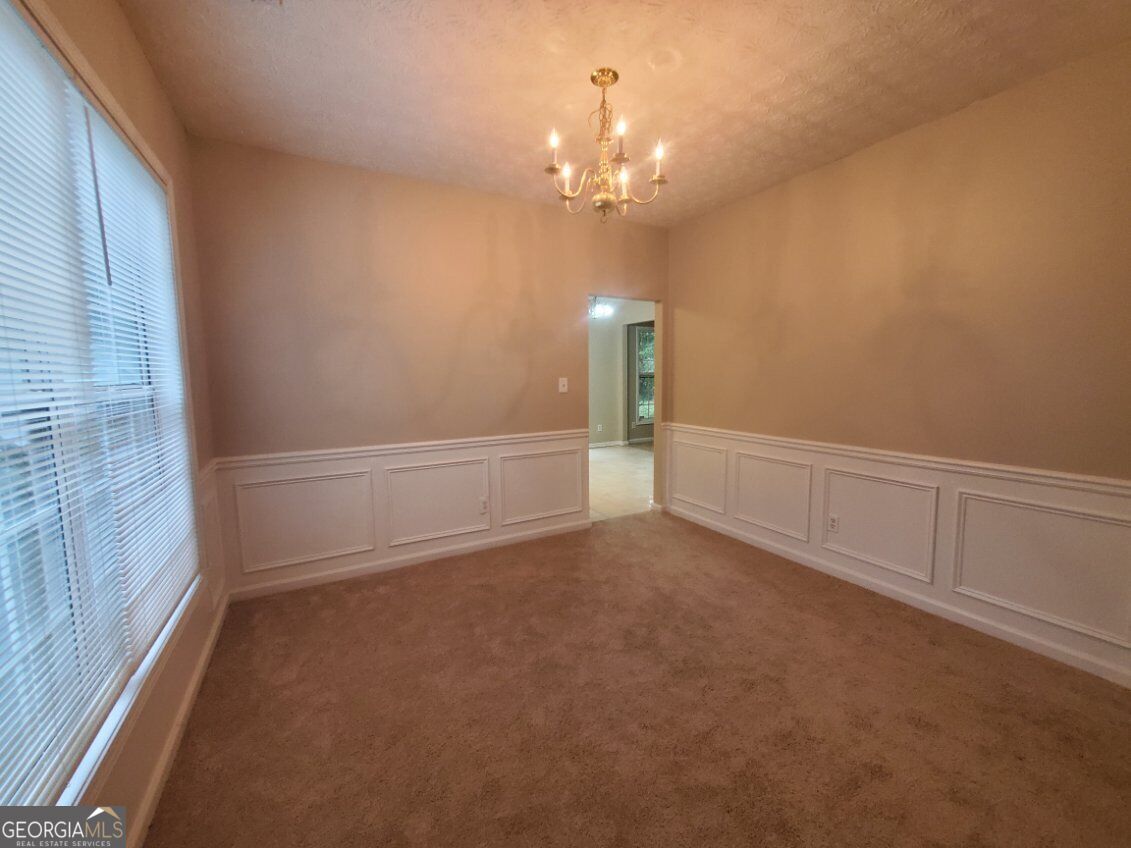 1031 Maple Leaf Drive Property Photo 5
