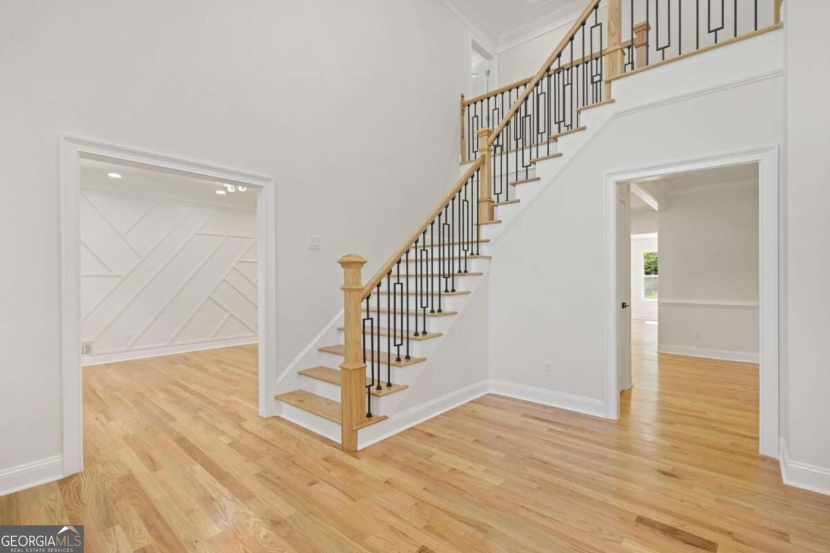 762 Bedford Oaks Drive Property Photo 4