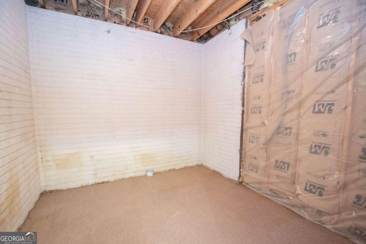 55 Woodrow Place Property Photo 36