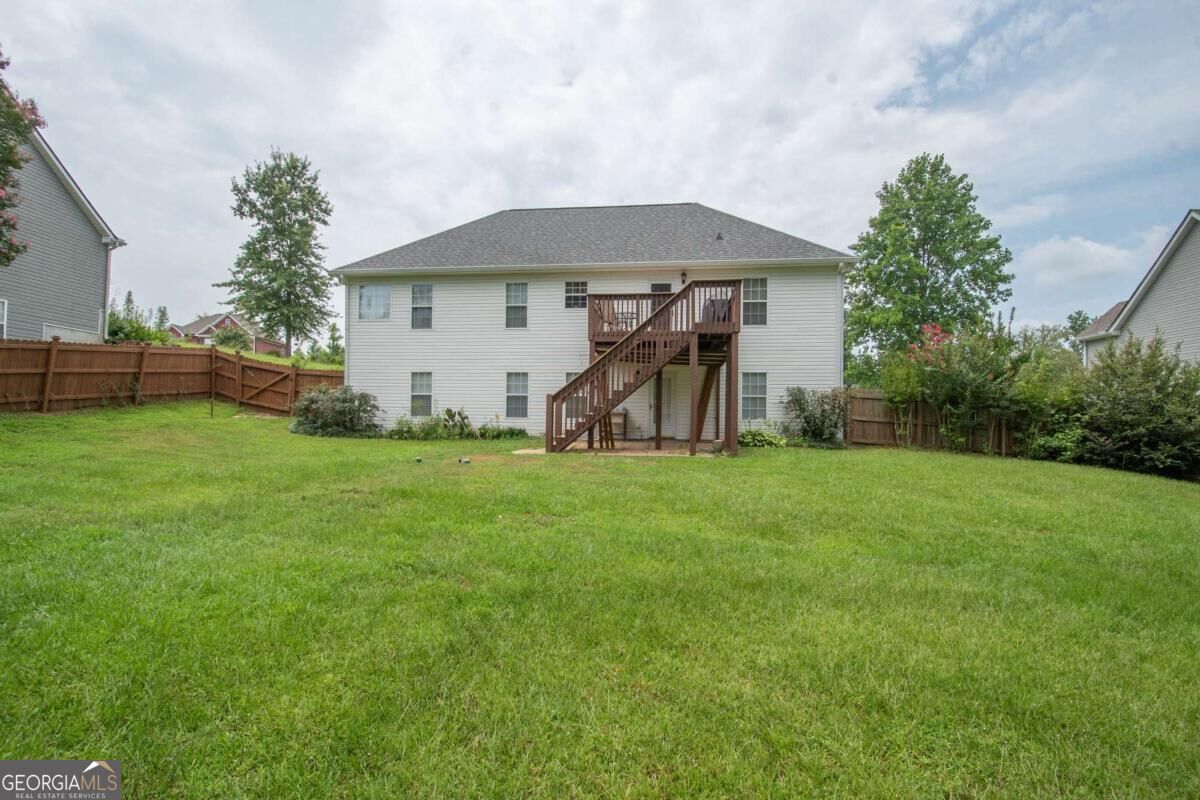55 Woodrow Place Property Photo 40