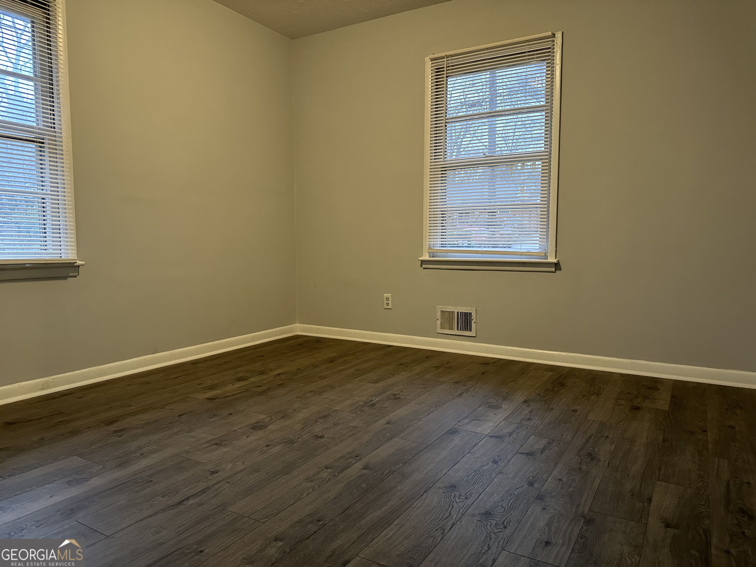 4522 Ridge Drive Property Photo 2