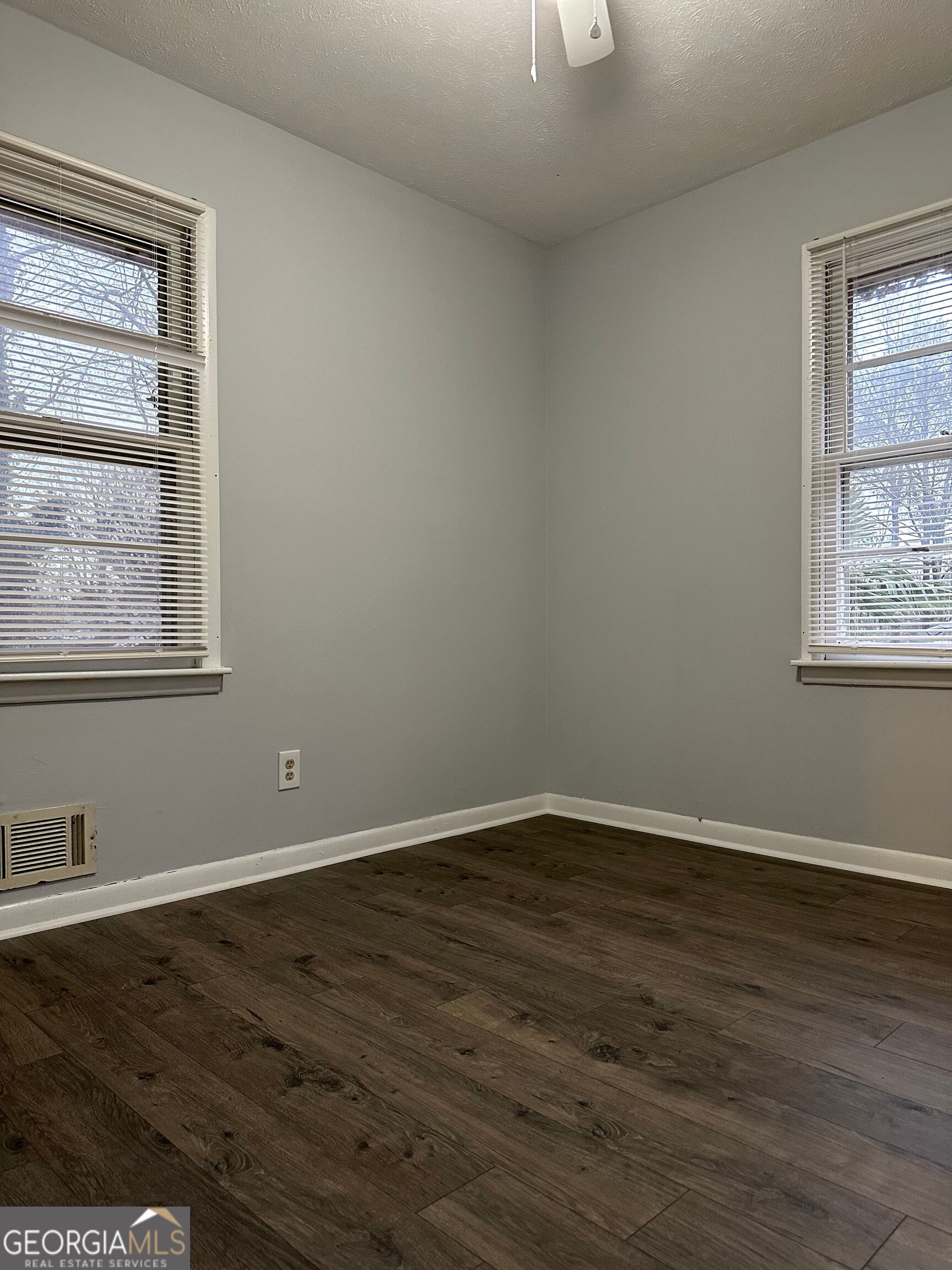 4522 Ridge Drive Property Photo 3