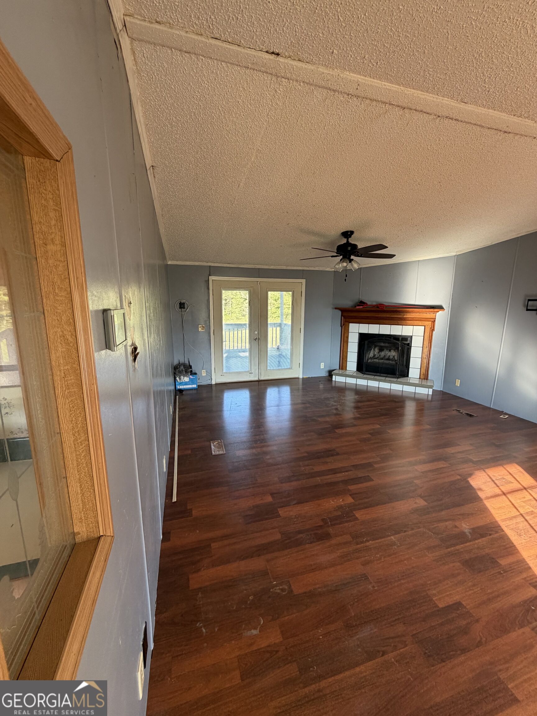385 Dean Road Property Photo 5