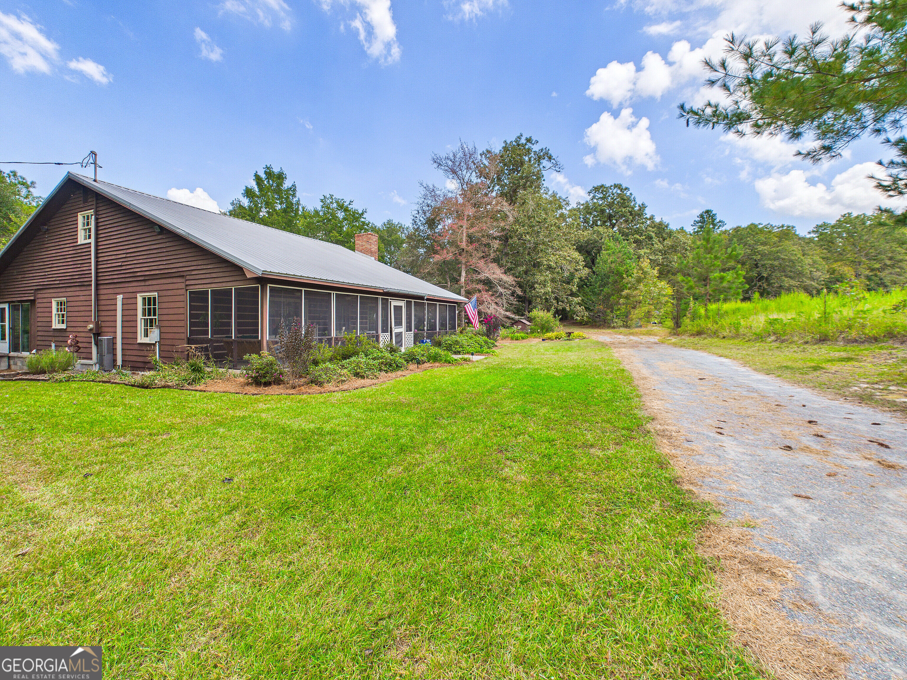 360 Parks Road Property Photo 5