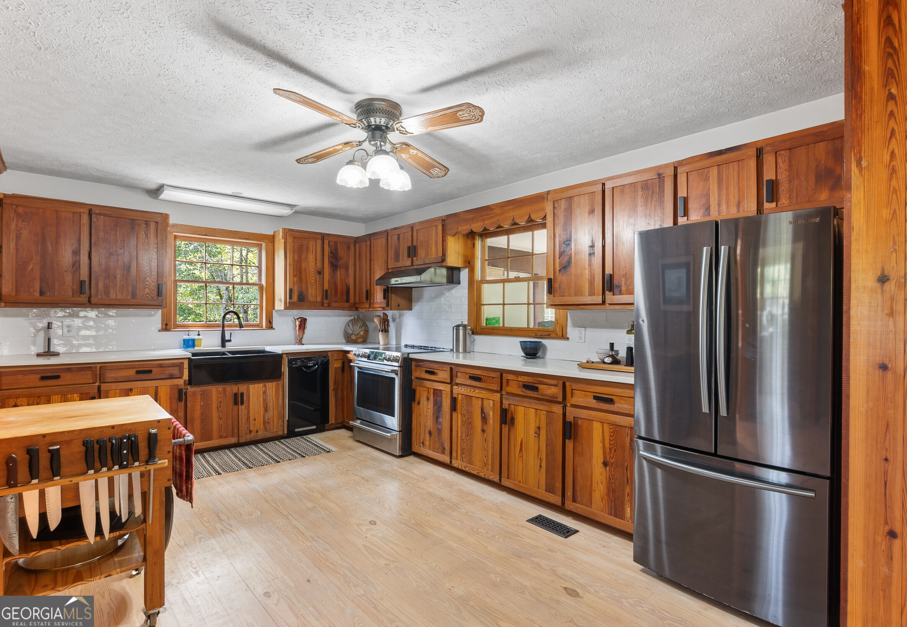 360 Parks Road Property Photo 27