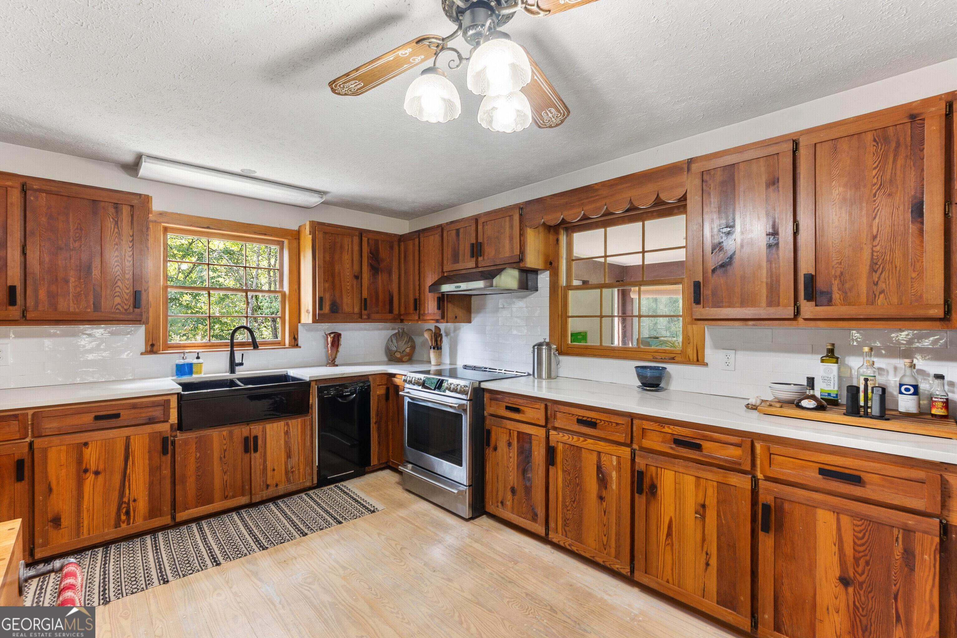 360 Parks Road Property Photo 28