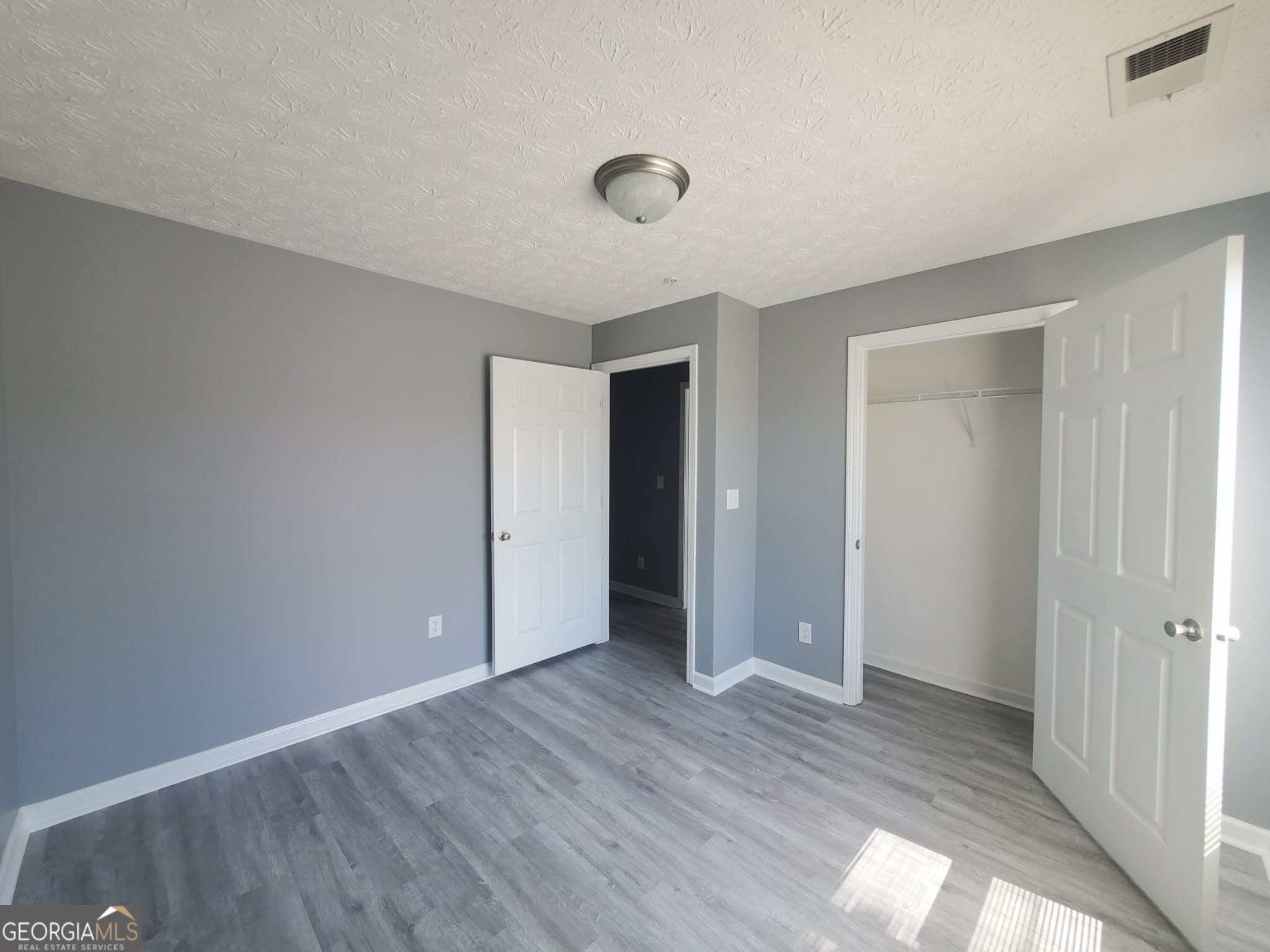17301 Waldrop Cove Property Photo 3