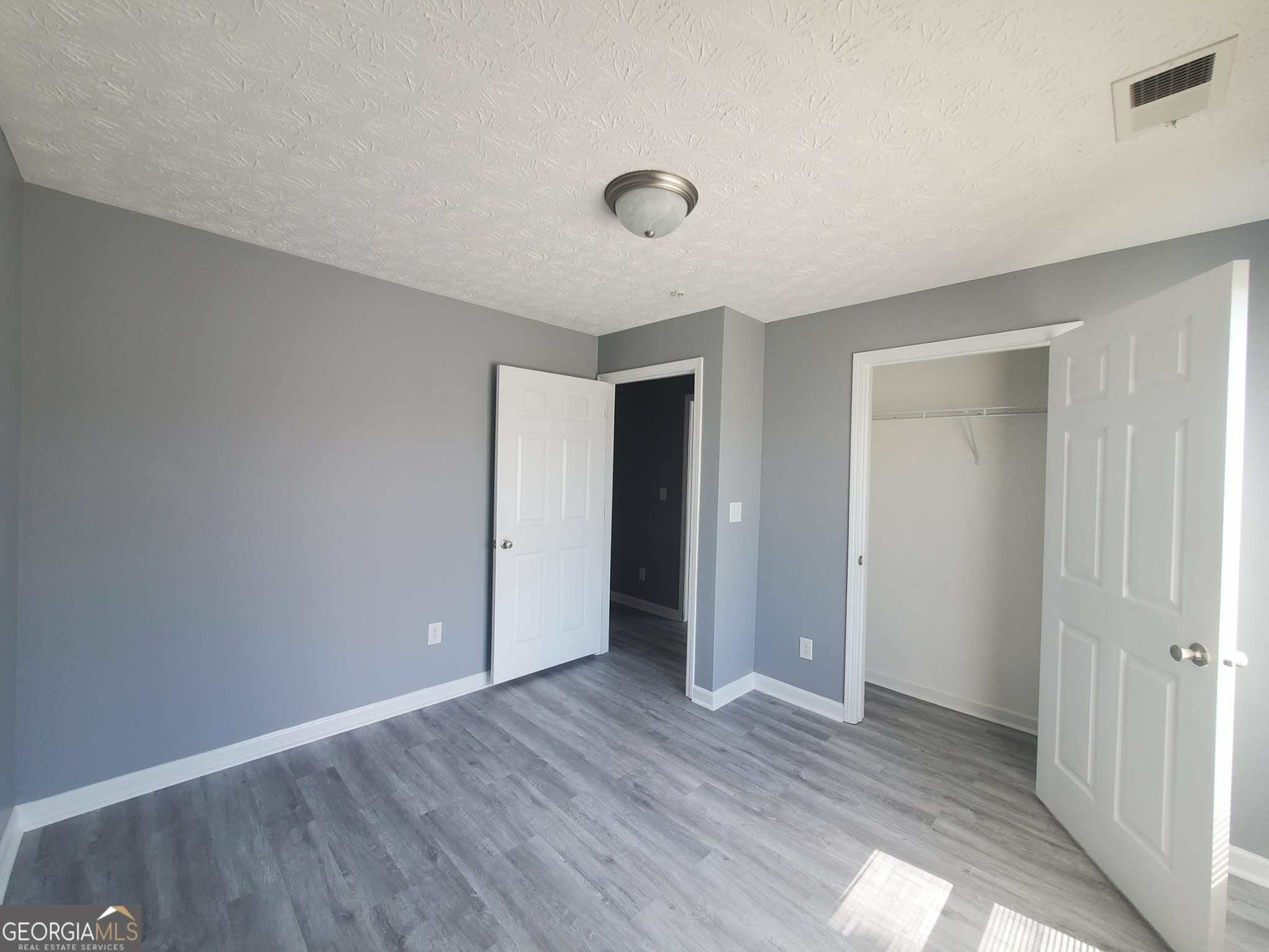 17301 Waldrop Cove Property Photo 5