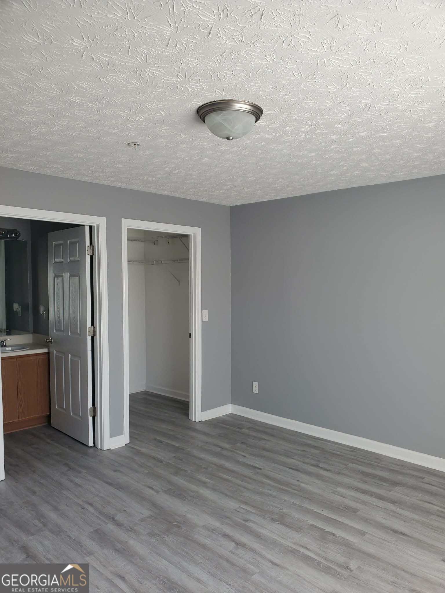 17301 Waldrop Cove Property Photo 9
