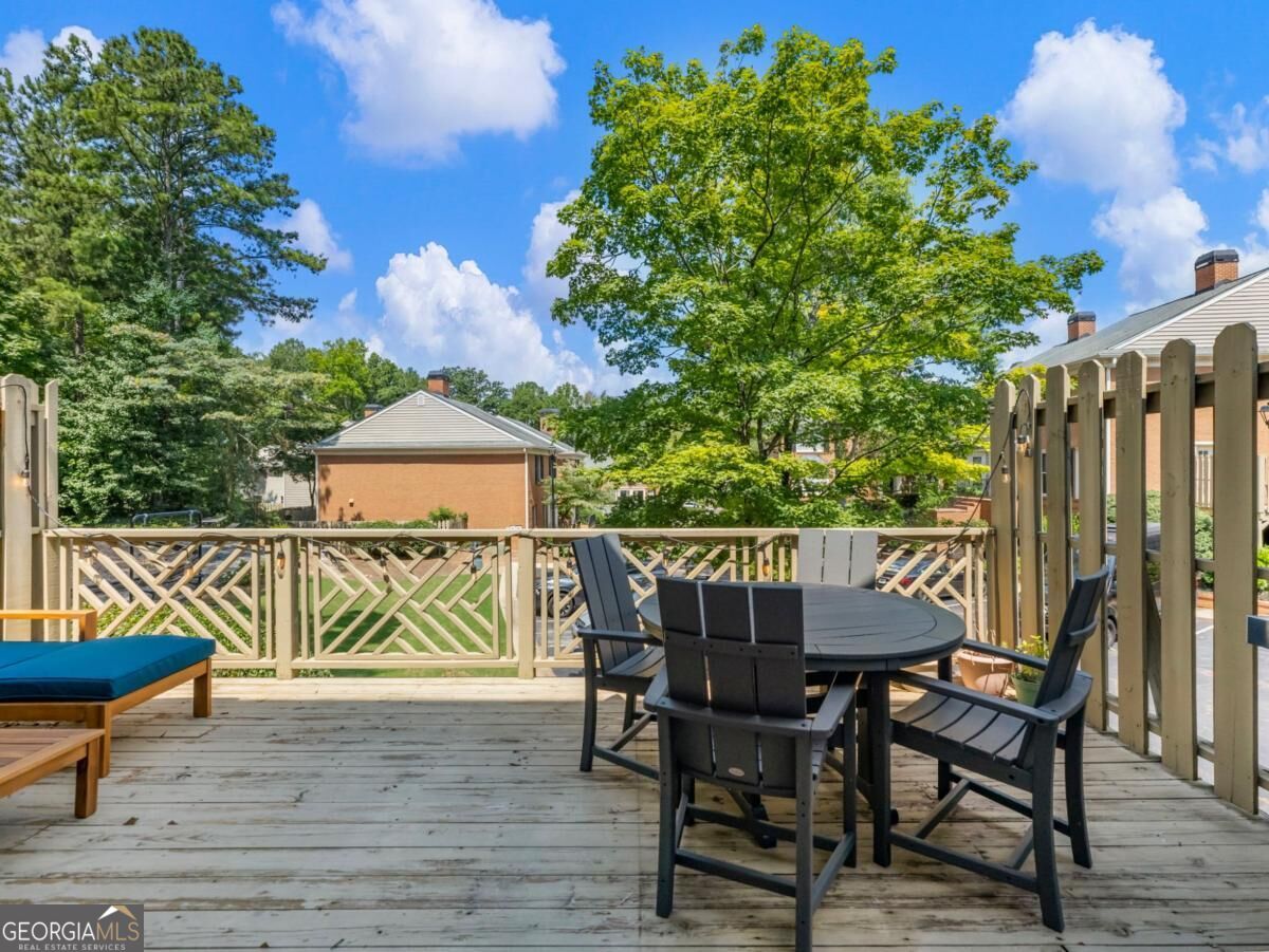 81 Mount Vernon Circle Property Photo 14