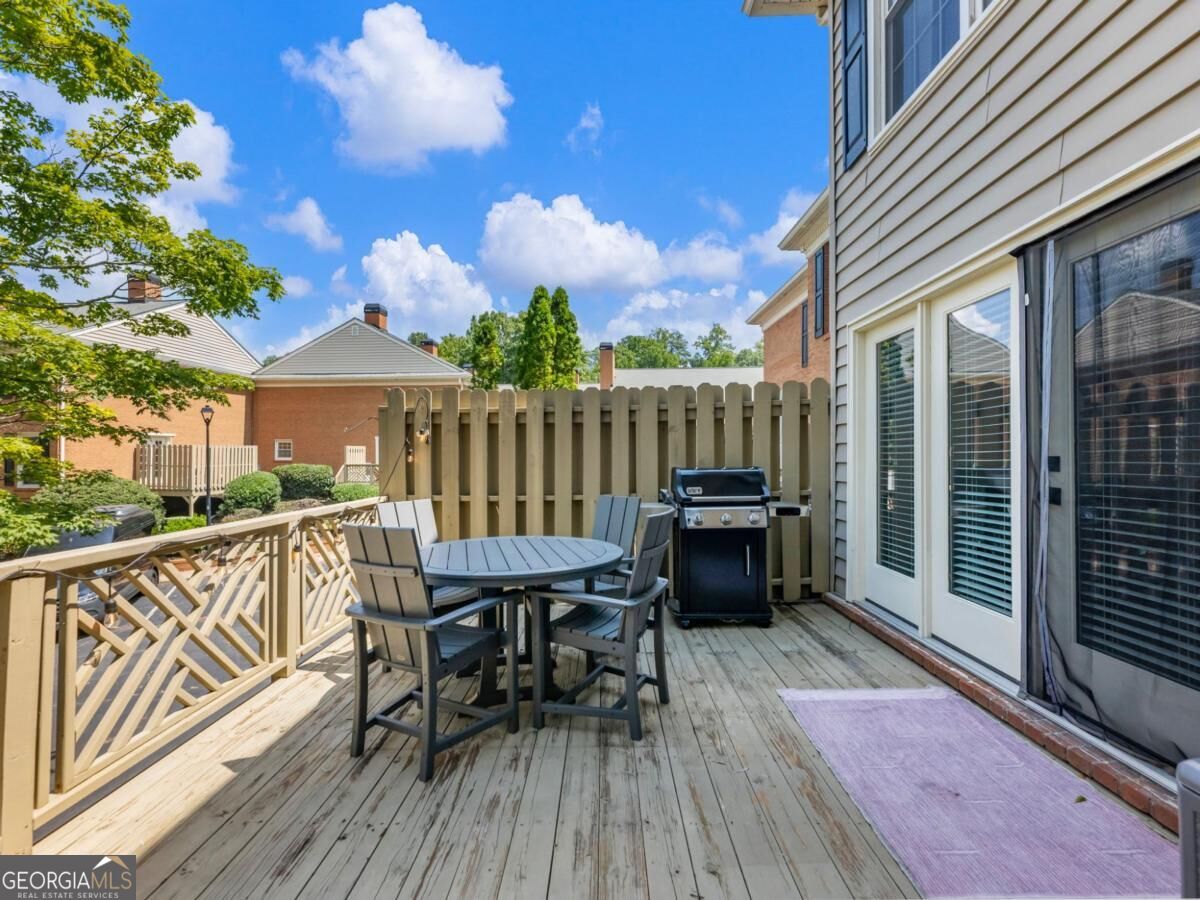 81 Mount Vernon Circle Property Photo 16