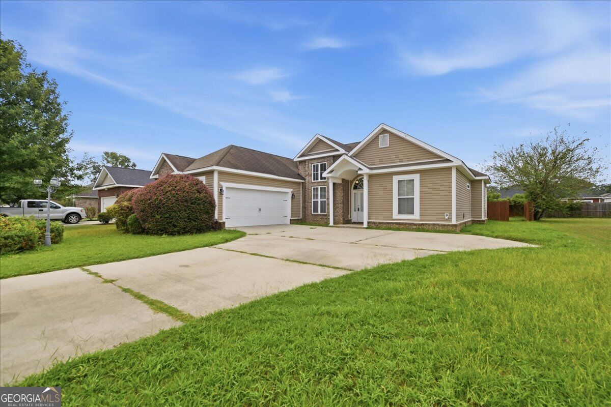 200 Saint Augustine Drive Property Photo 2