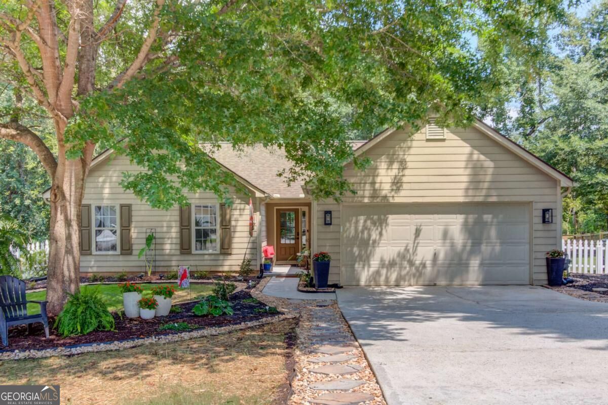 1023 Laurel Green Lane Property Photo 1