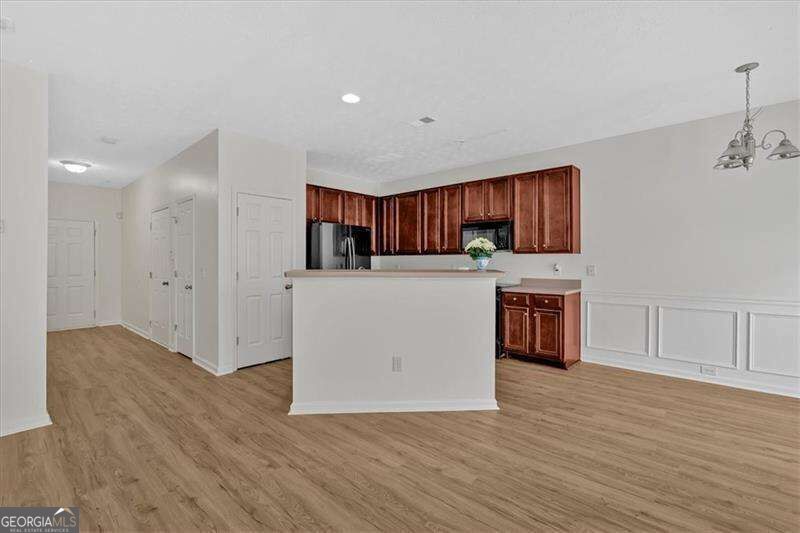 2555 Flat Shoals Road # 1104 Property Photo 4