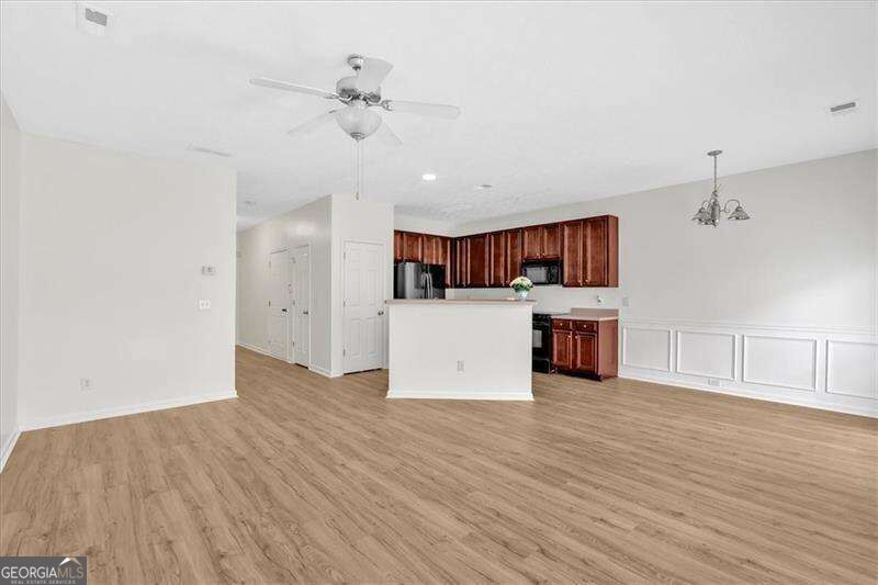 2555 Flat Shoals Road # 1104 Property Photo 5