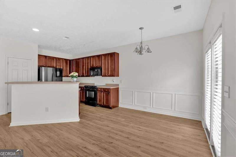2555 Flat Shoals Road # 1104 Property Photo 6