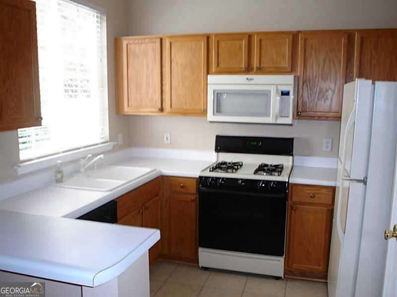 972 Windcroft Circle Nw Property Photo 7