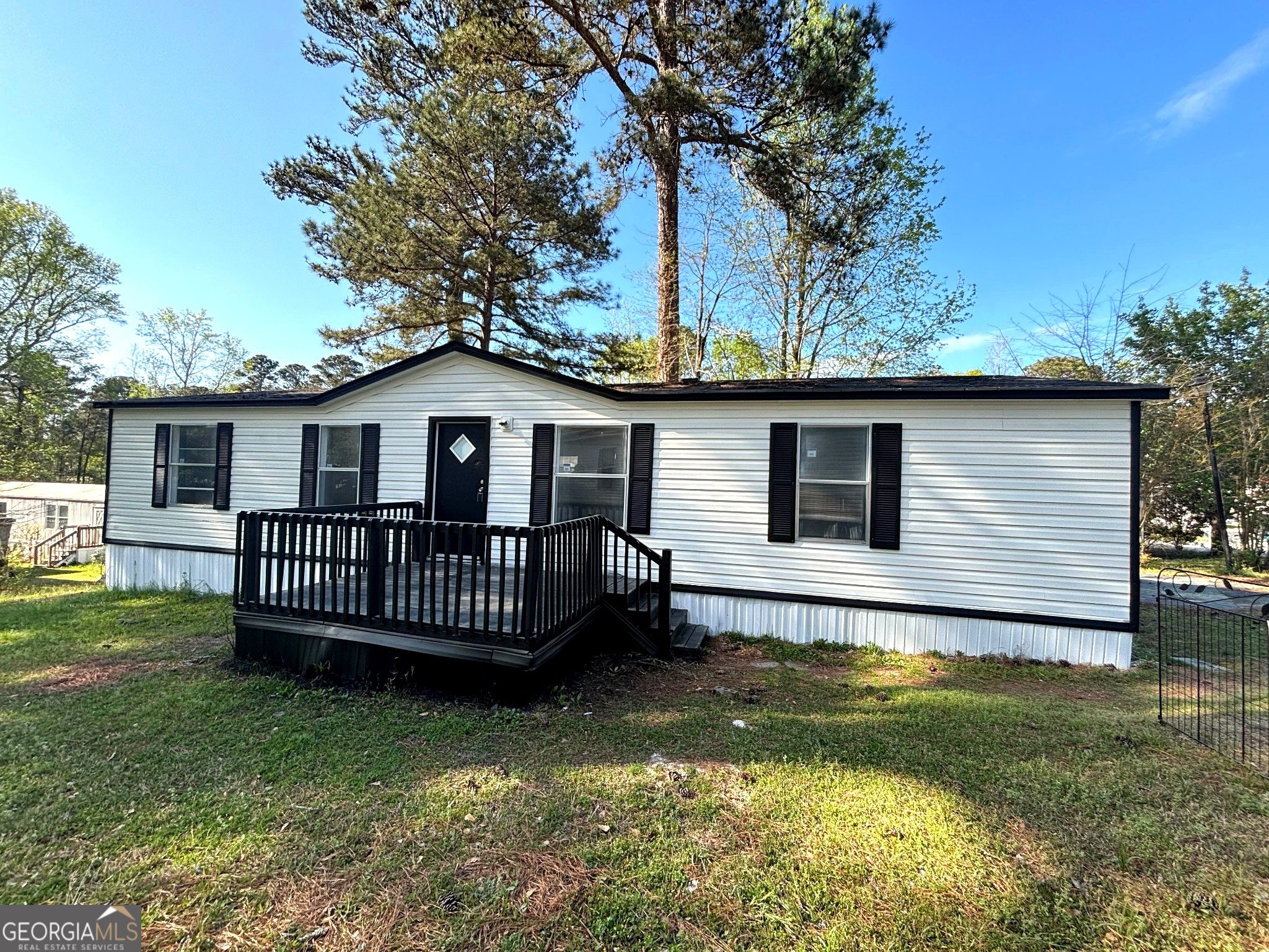 479 Windsor Parkway Property Photo 1