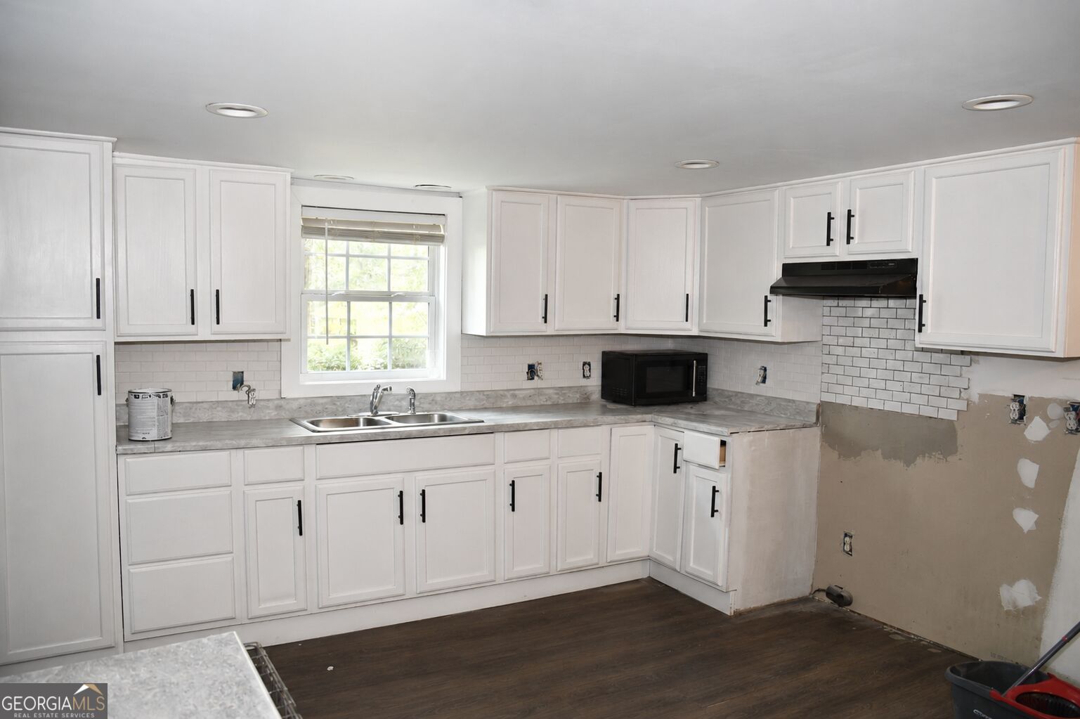 127 Village Boulevard Property Photo 3