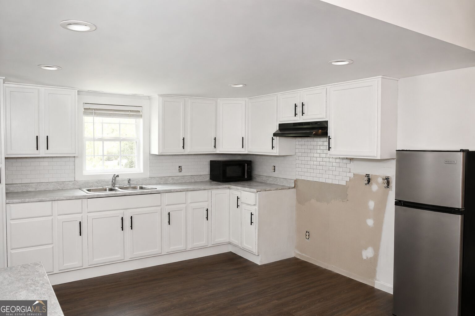 127 Village Boulevard Property Photo 4