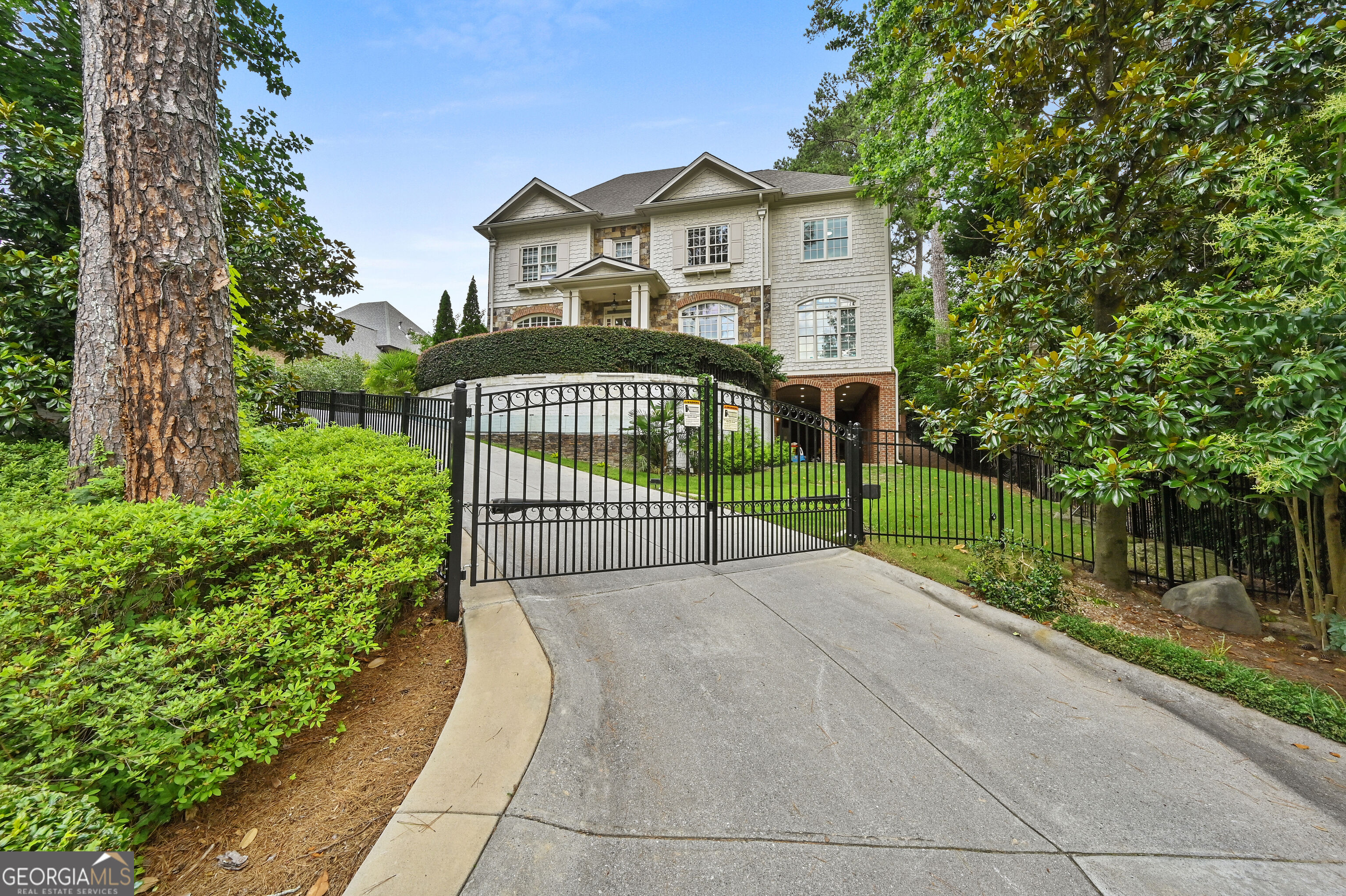 982 Ne Canter Road Property Photo 1