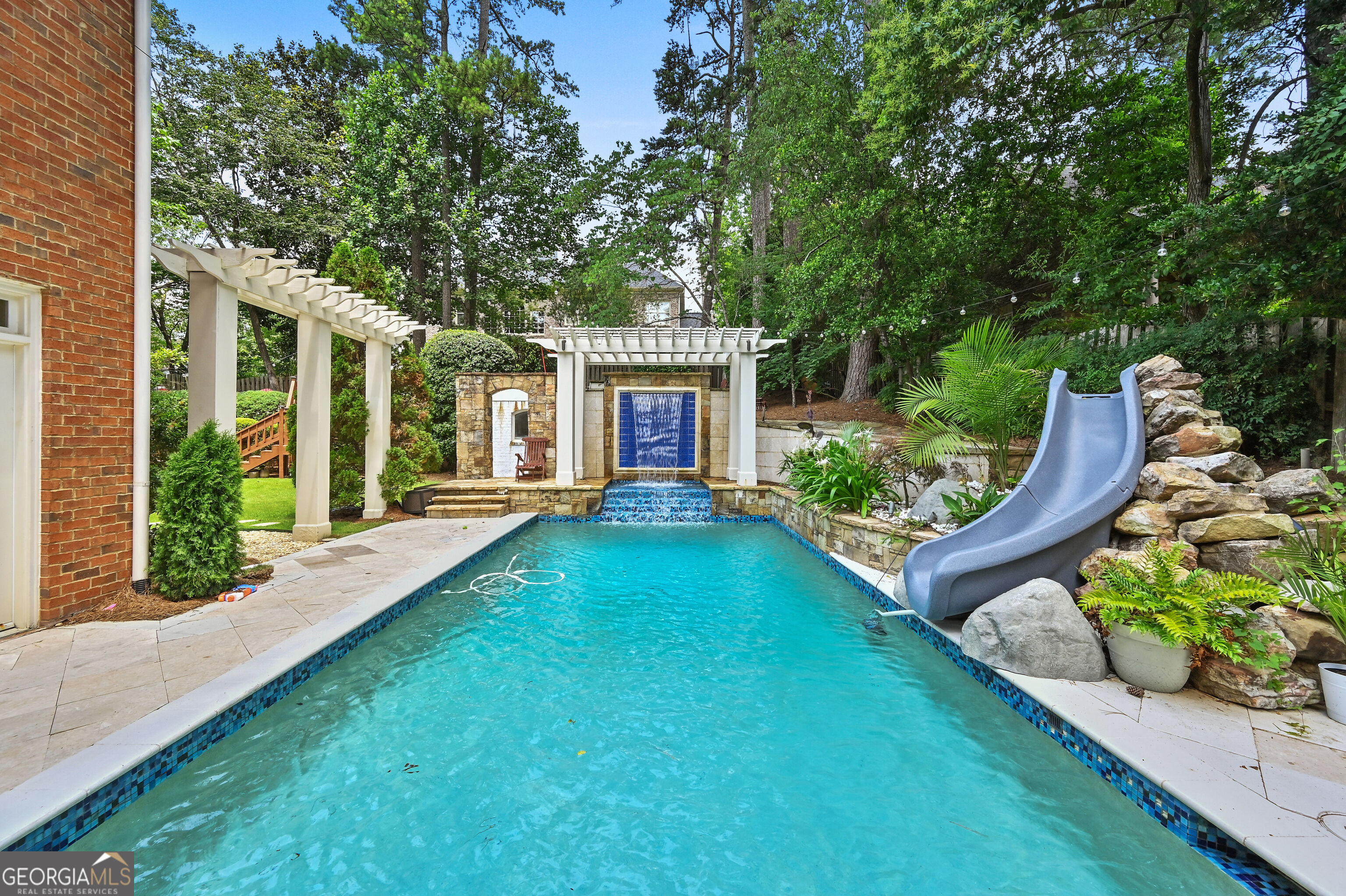 982 Ne Canter Road Property Photo 4