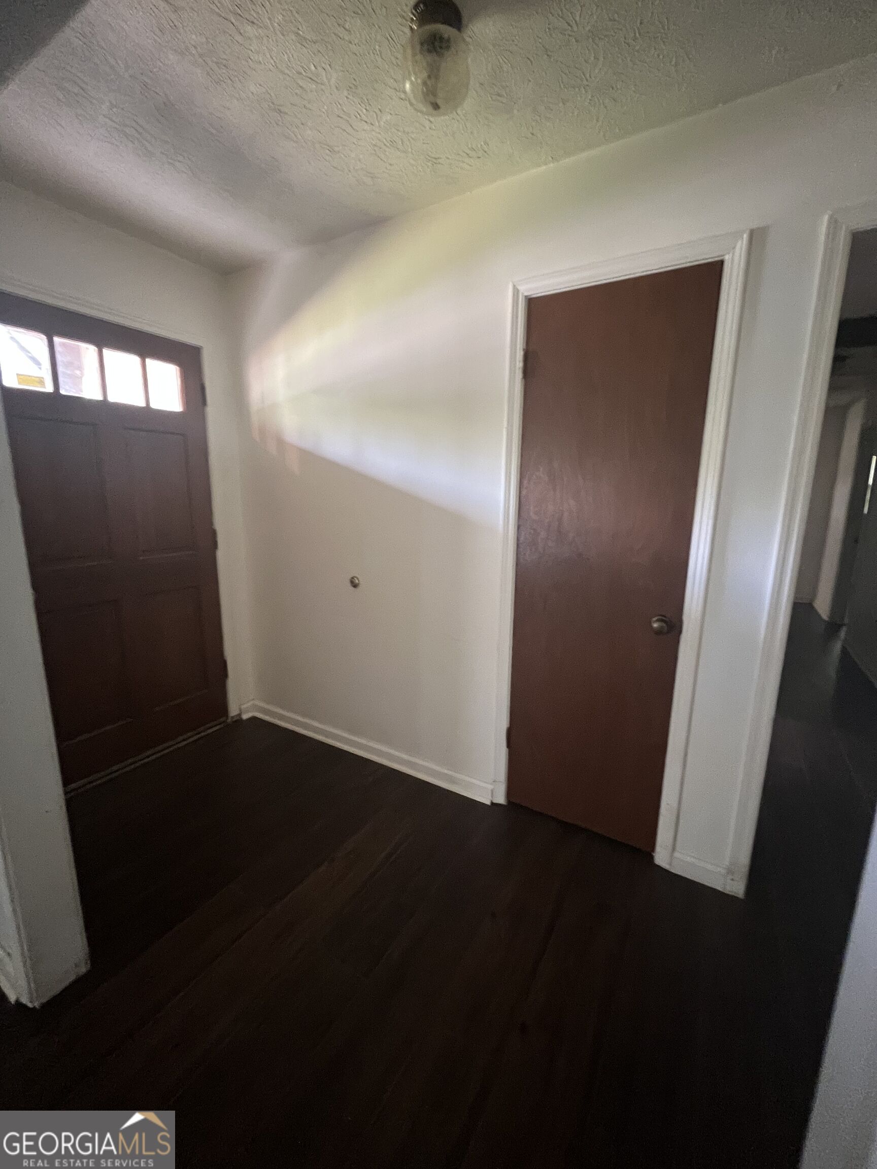 6570 Jones Road Property Photo 3