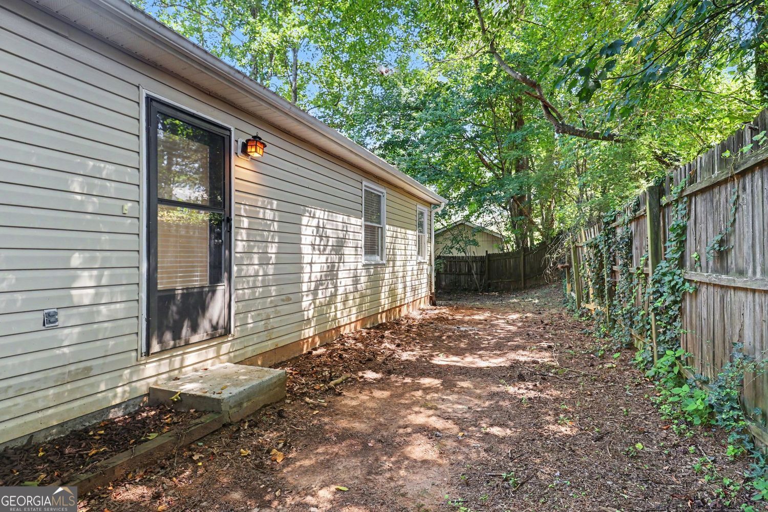 2765 Poplar Lane Property Photo 18