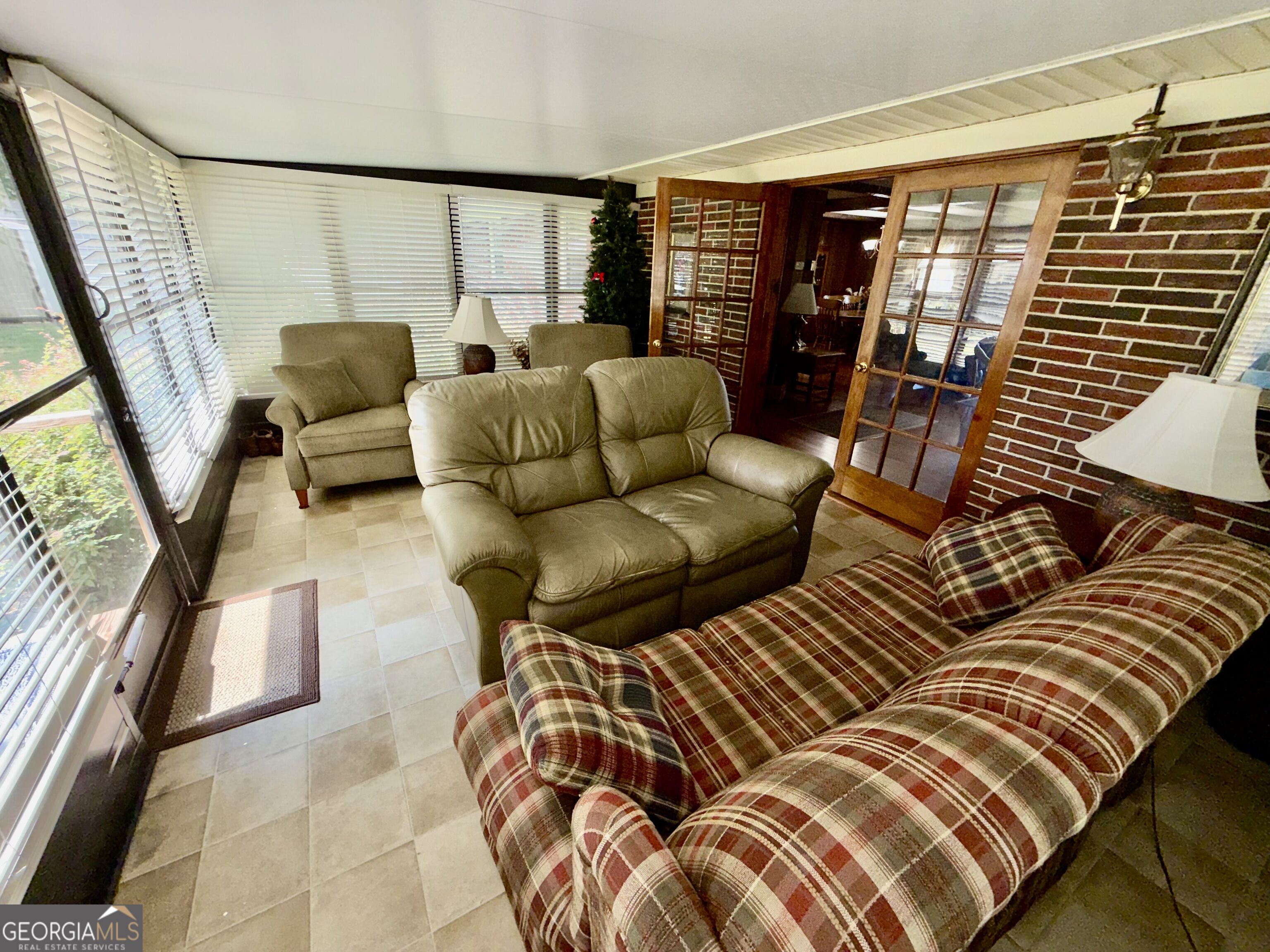 95 Race Street Property Photo 16