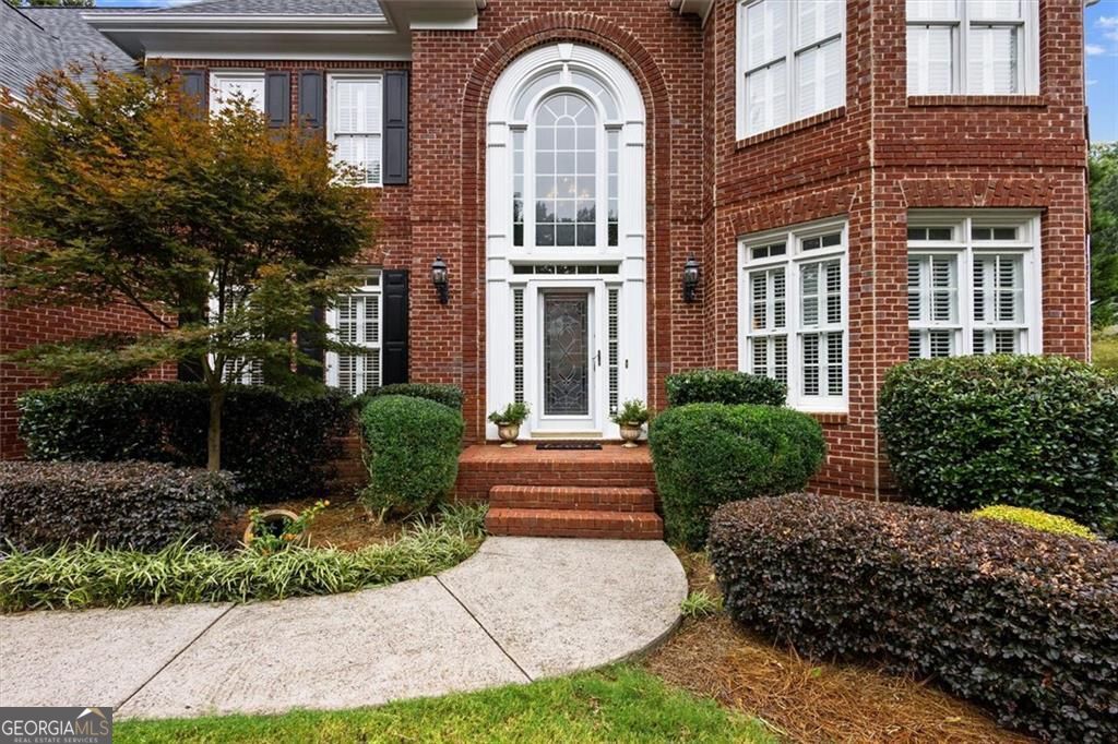 210 York Town Circle Property Photo 2