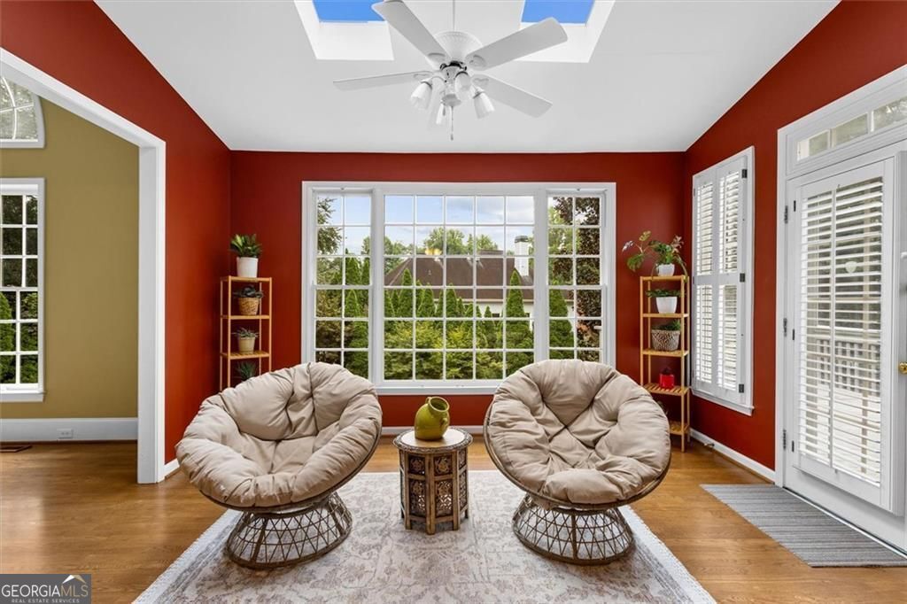 210 York Town Circle Property Photo 18