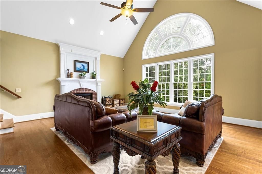 210 York Town Circle Property Photo 20