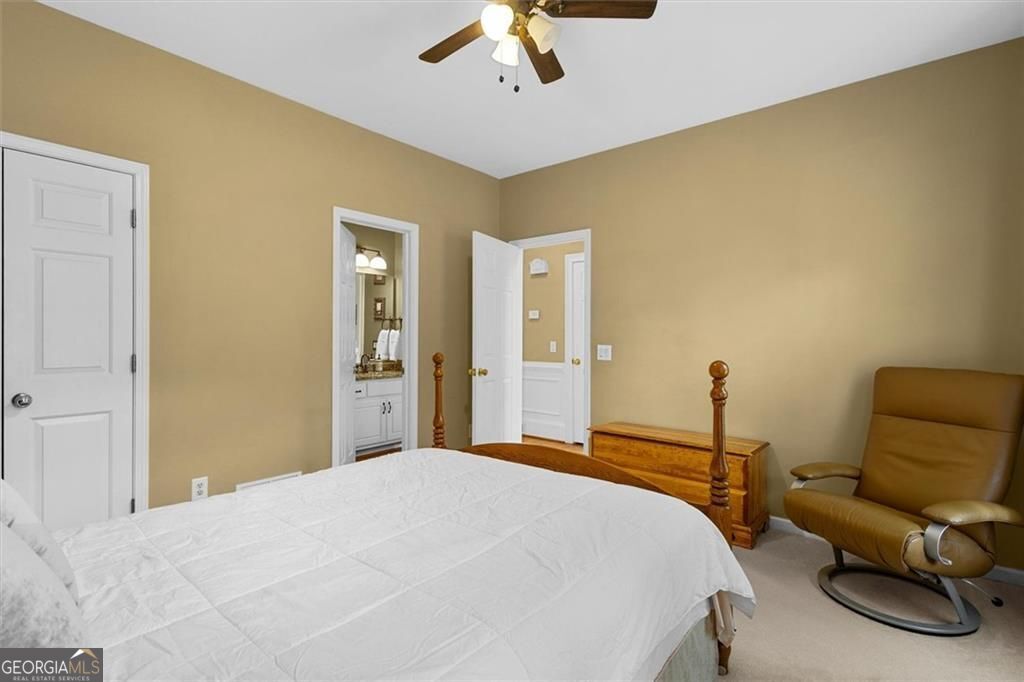 210 York Town Circle Property Photo 29